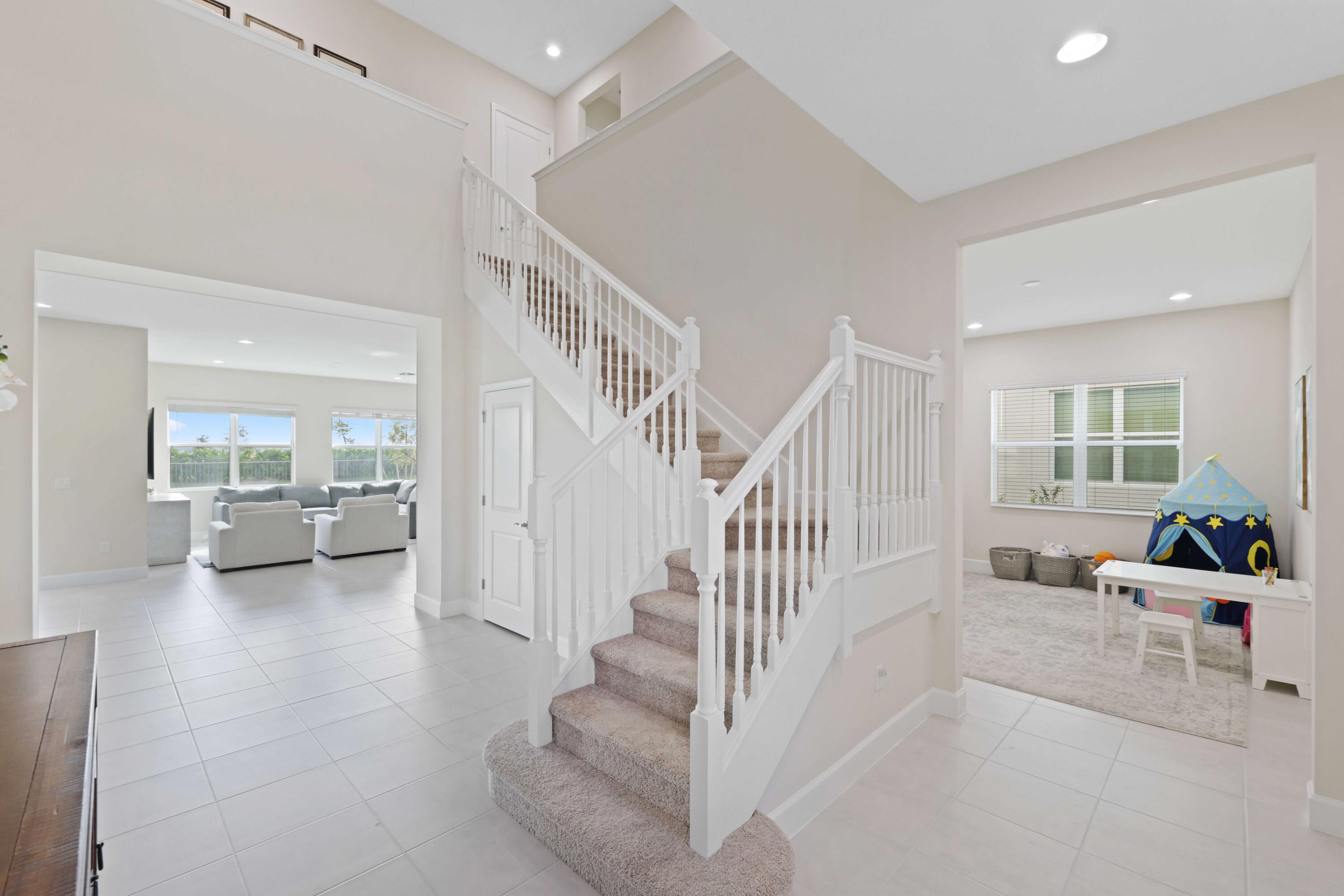 5320 Macoon Way