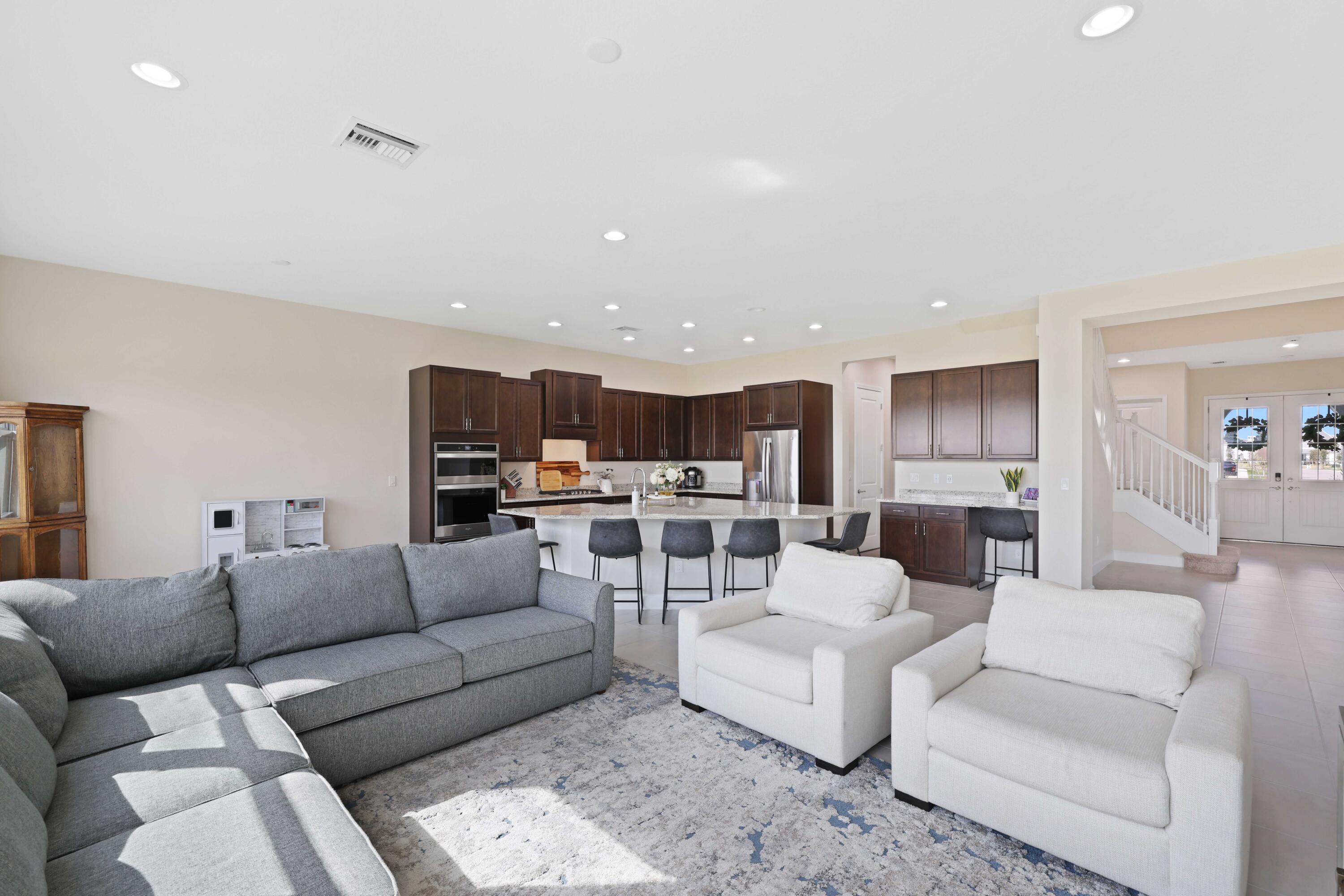 5320 Macoon Way