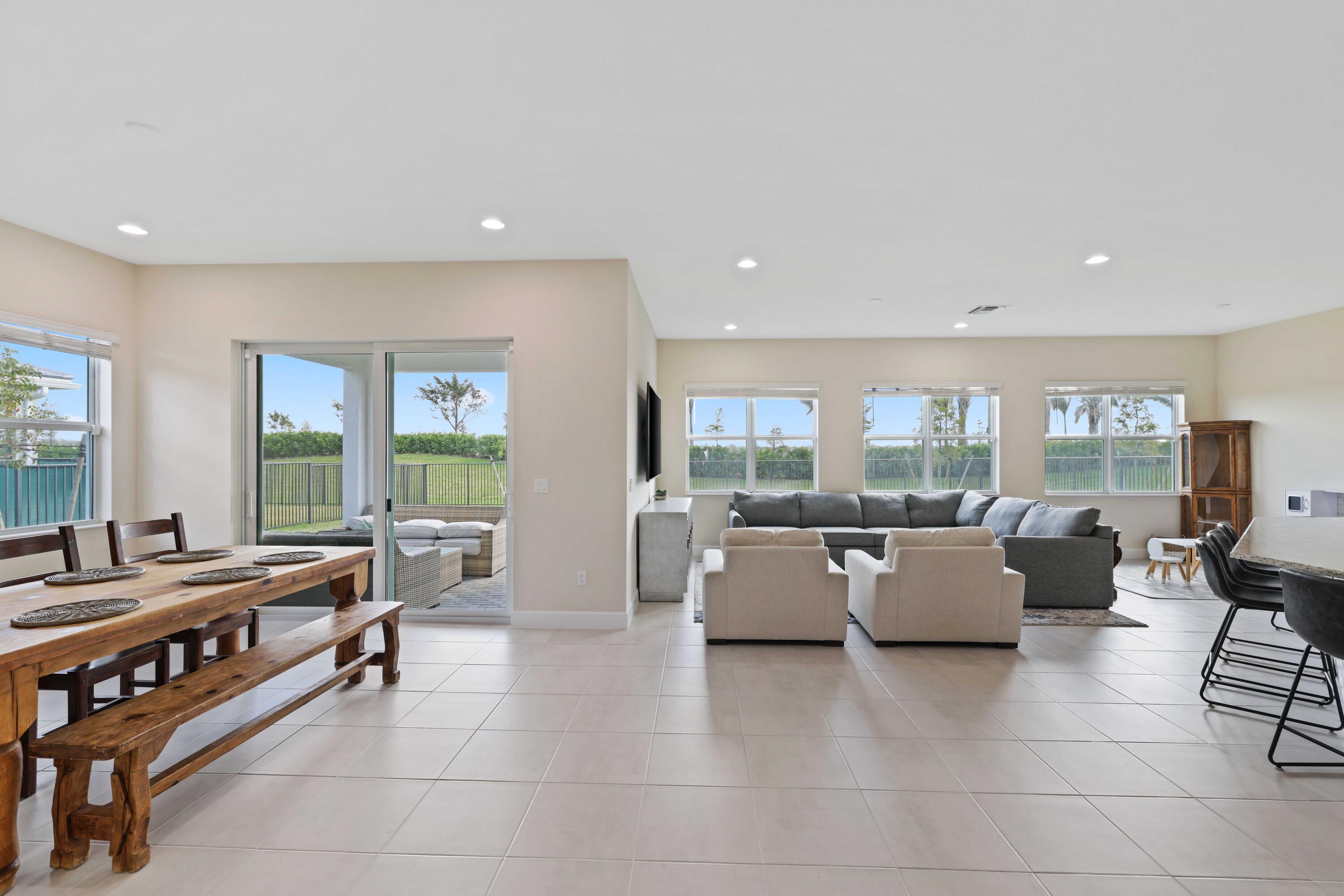 5320 Macoon Way