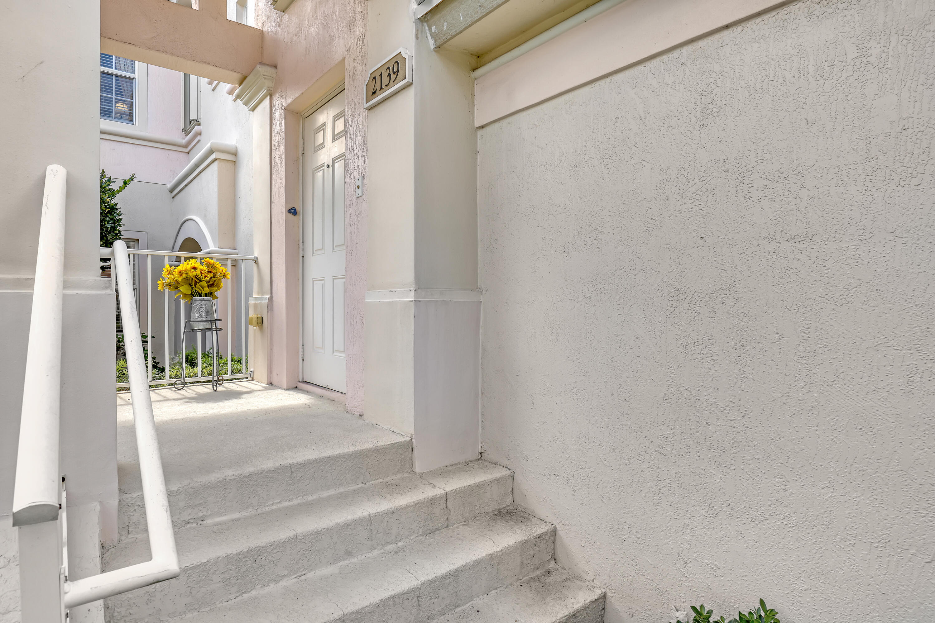 2139 Wingate Bend