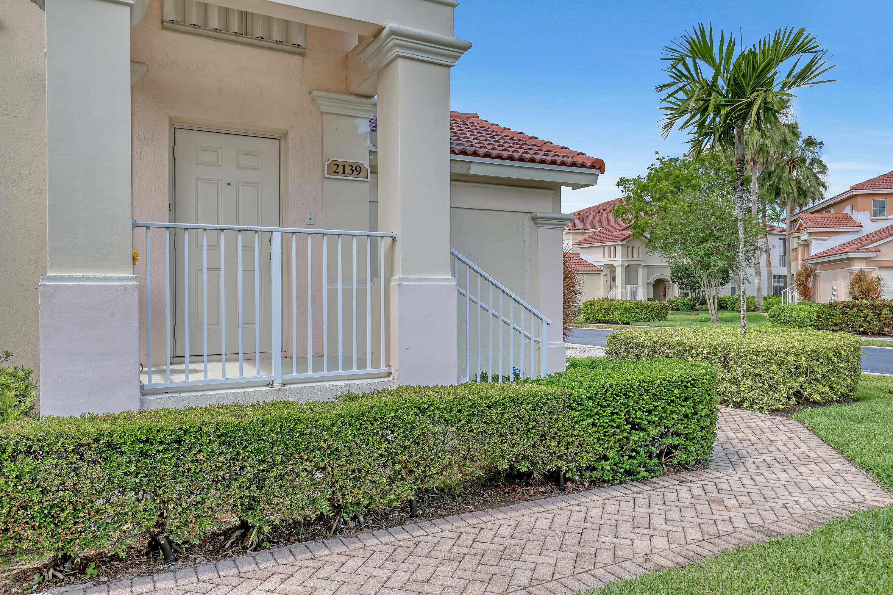 2139 Wingate Bend