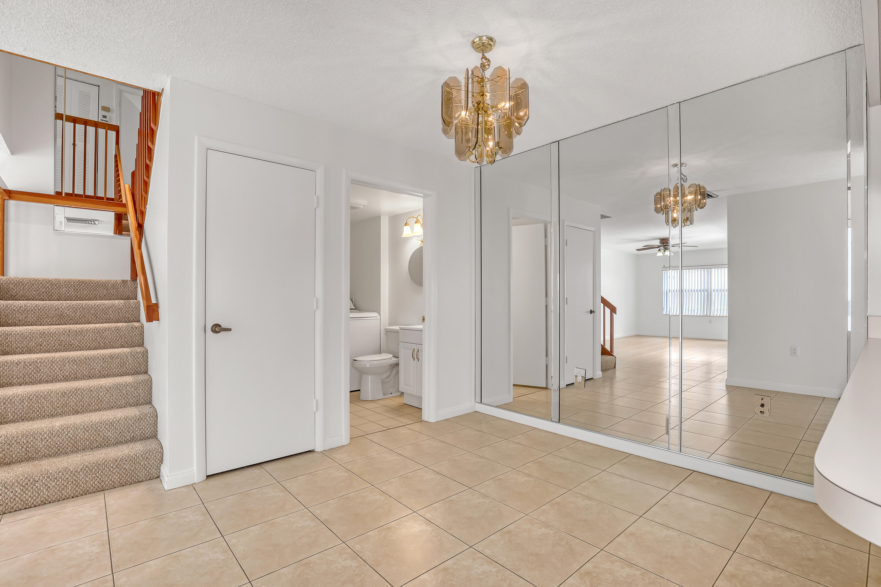 15 Amherst Court A