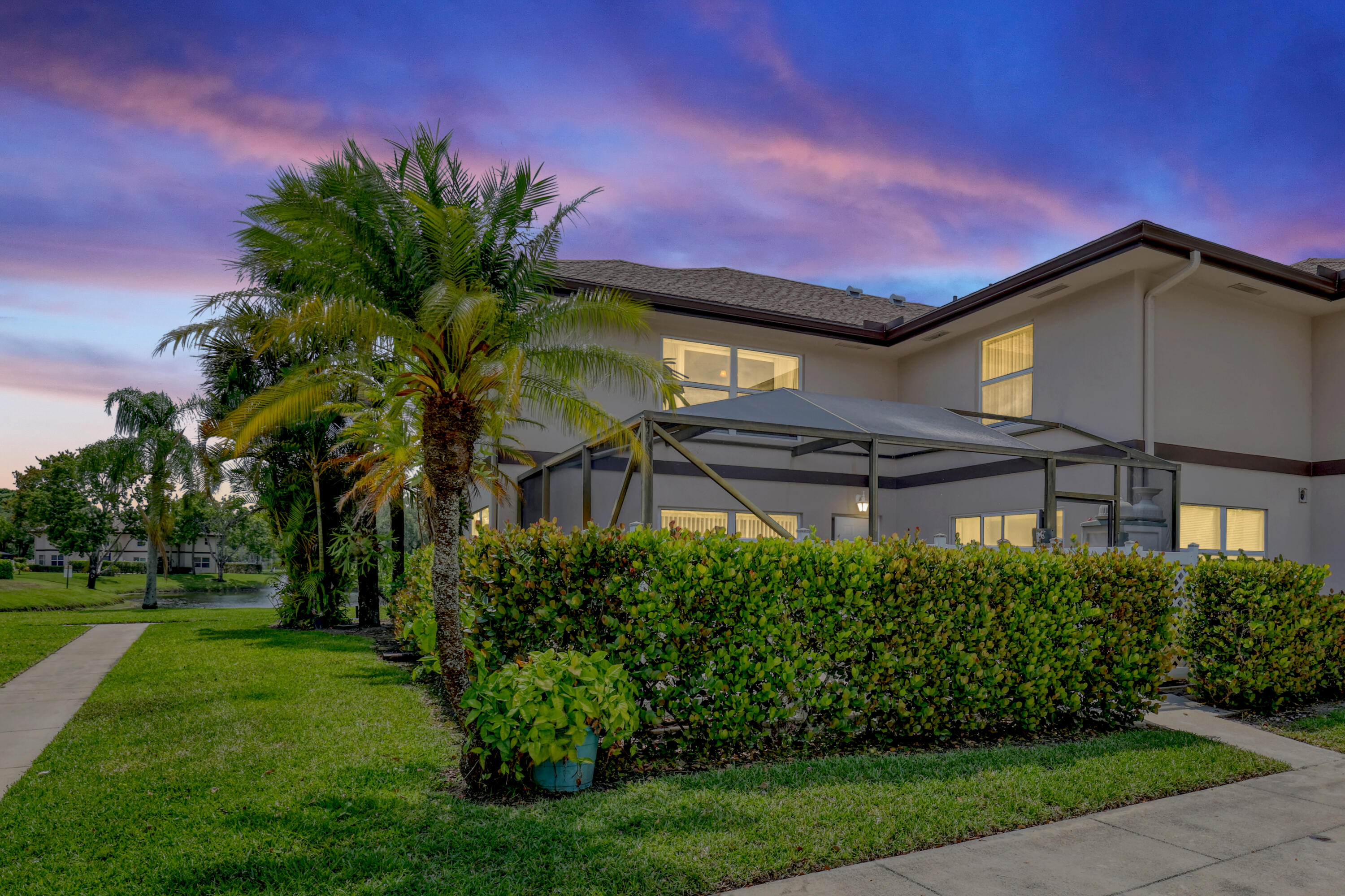 15 Amherst Court A