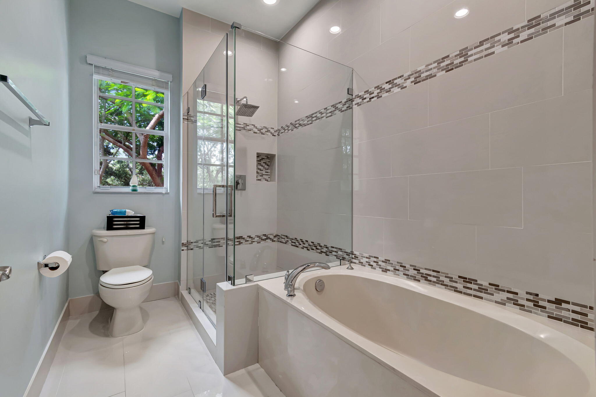 114 Via Aurelia