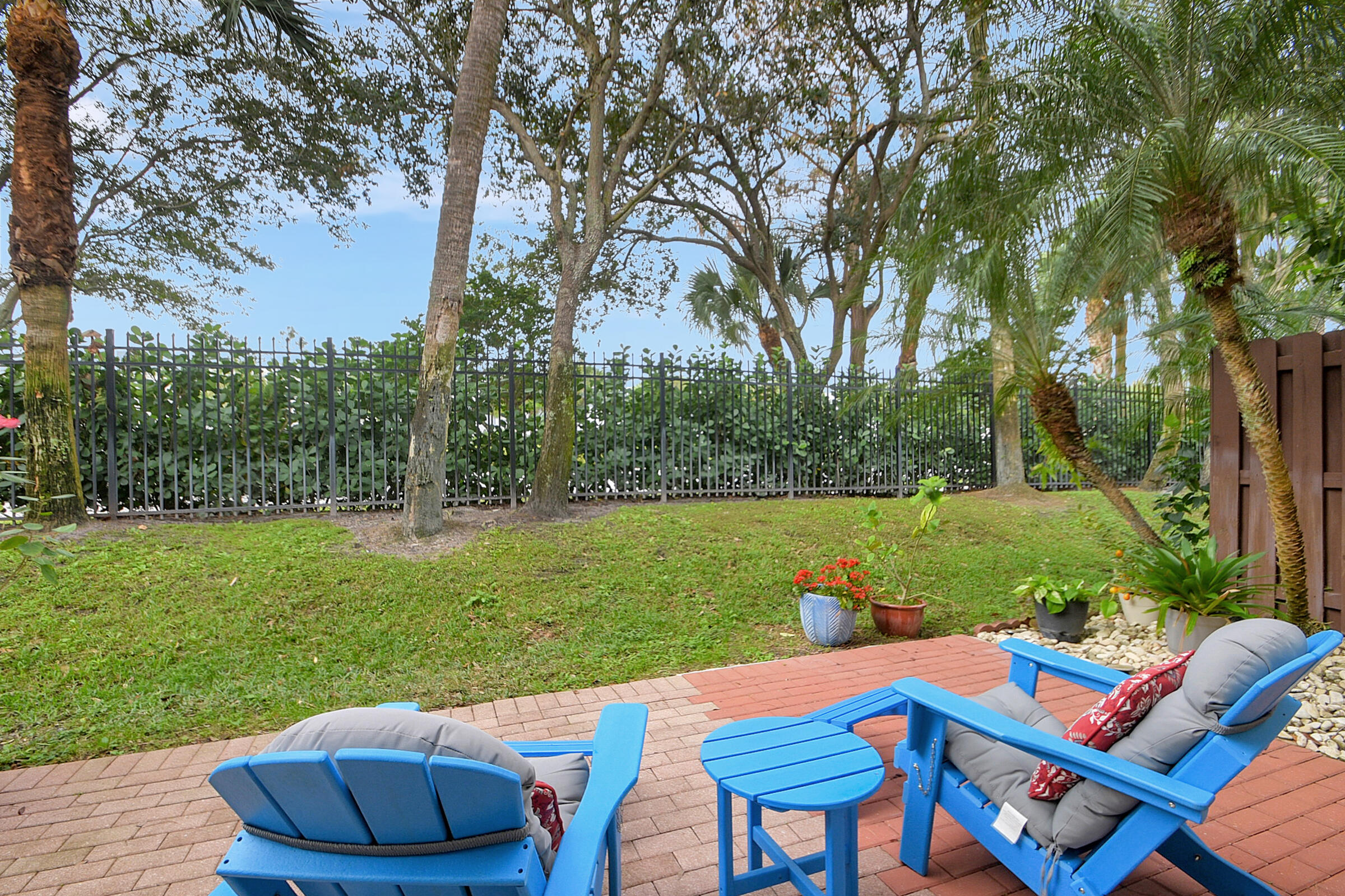 2781 Eagle Rock Circle 307