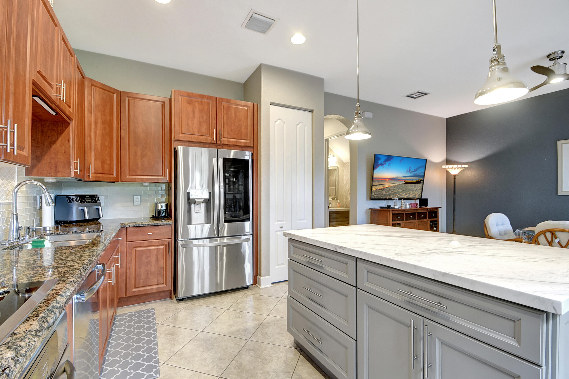 2781 Eagle Rock Circle 307