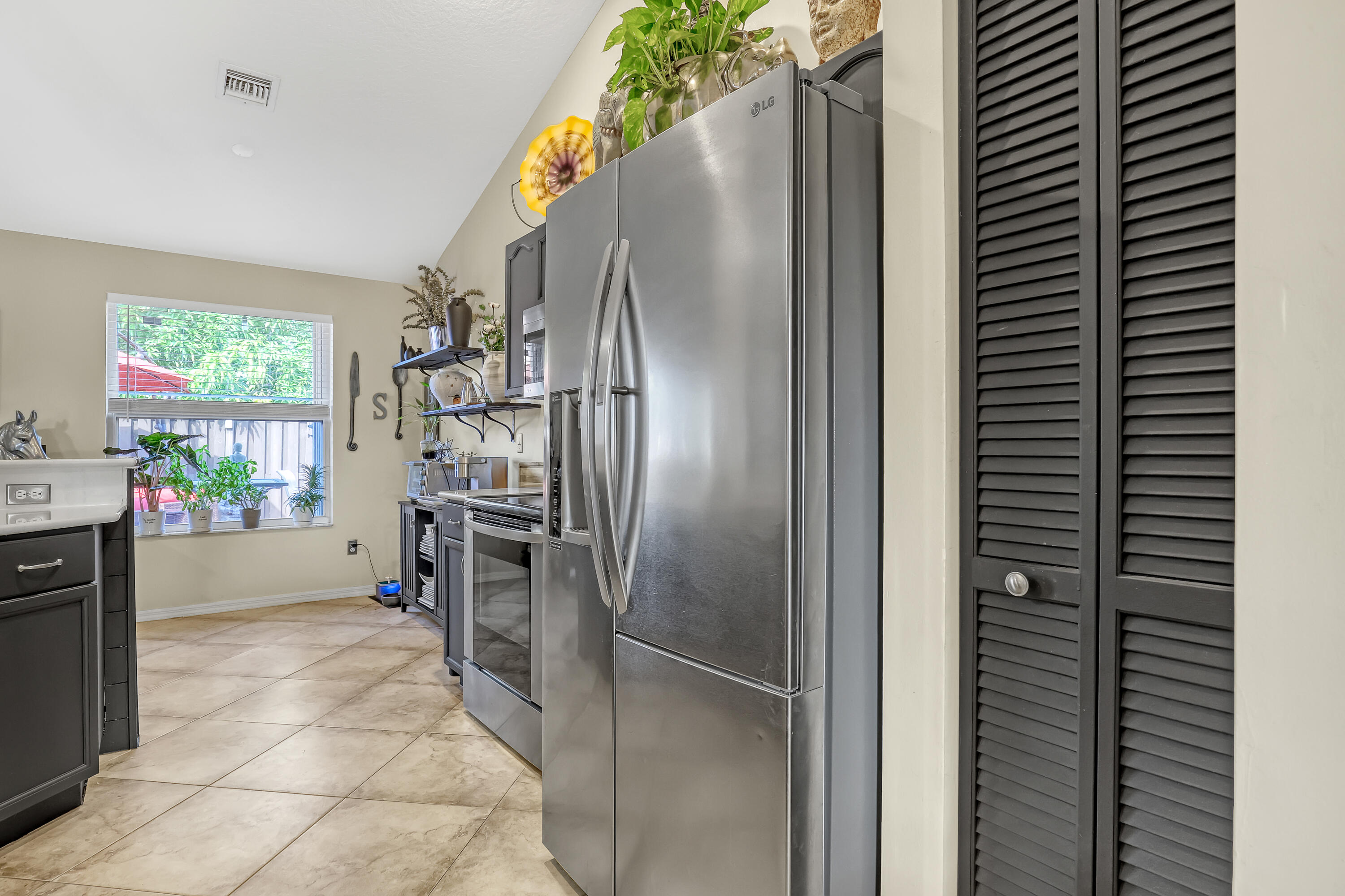 1611 Yachtman Place