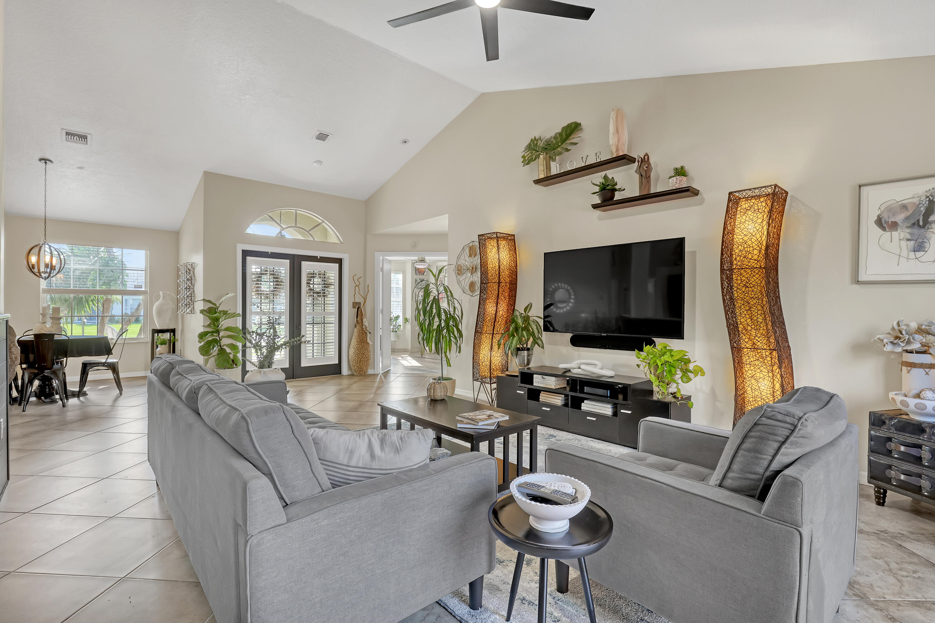 1611 Yachtman Place