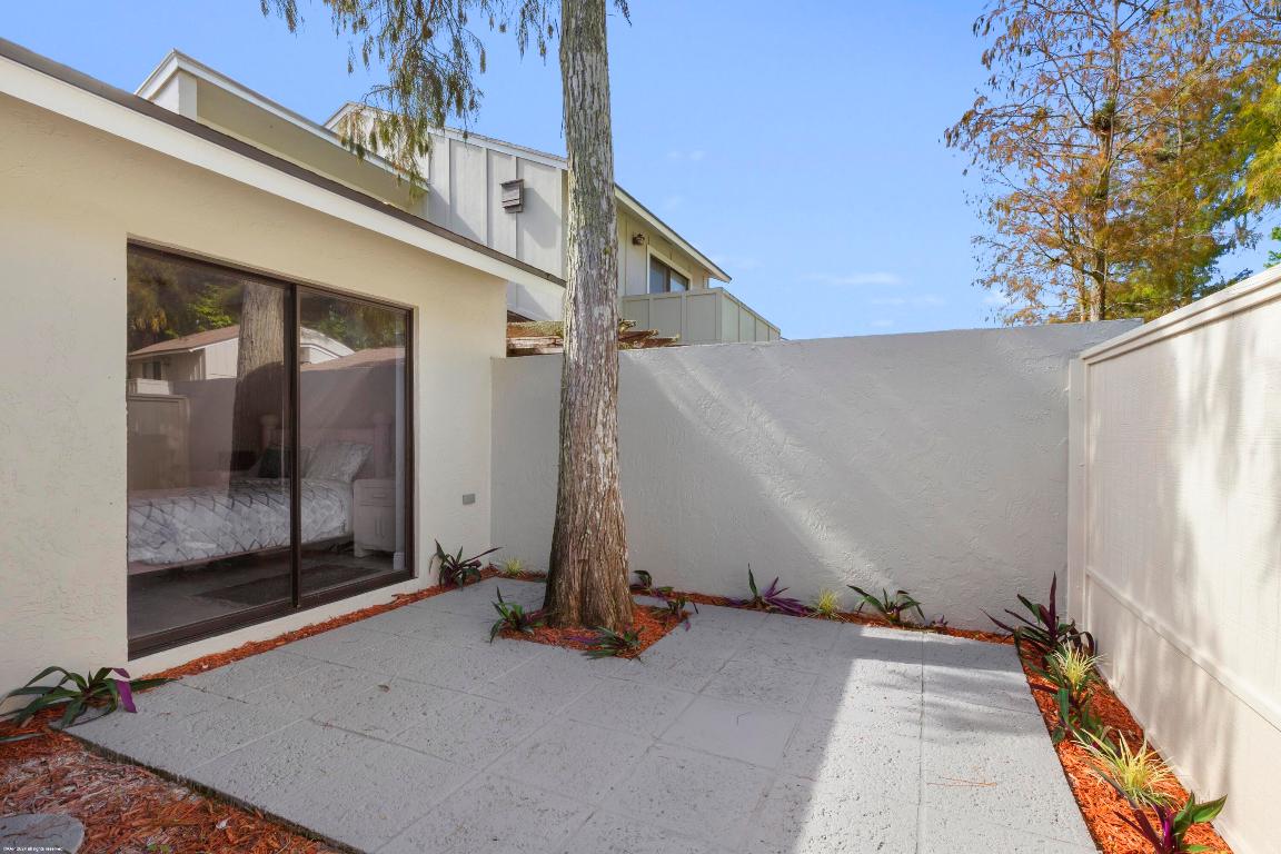 12813 Spinnaker Lane