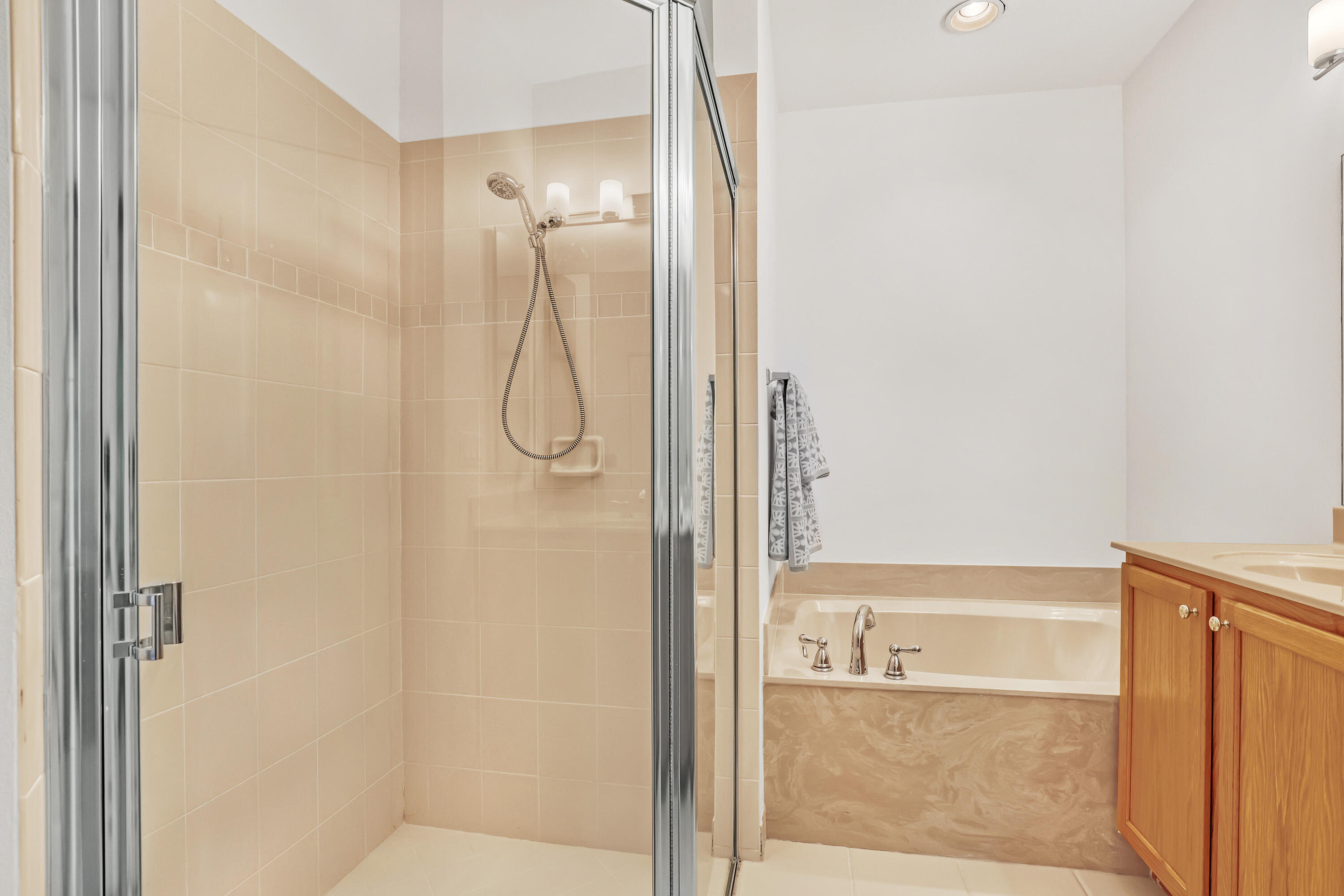 2135 Wingate Bnd Bend