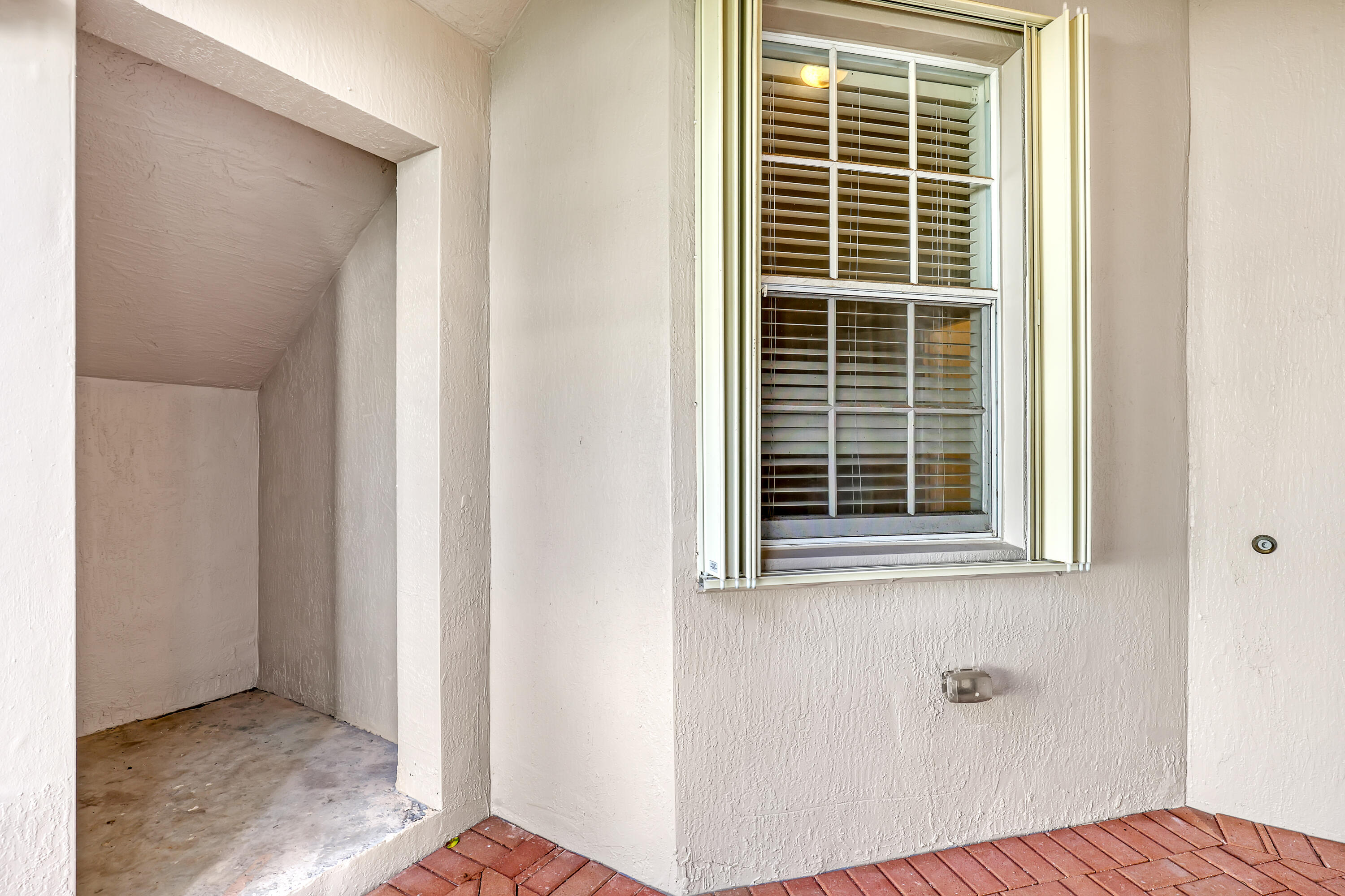 2135 Wingate Bnd Bend