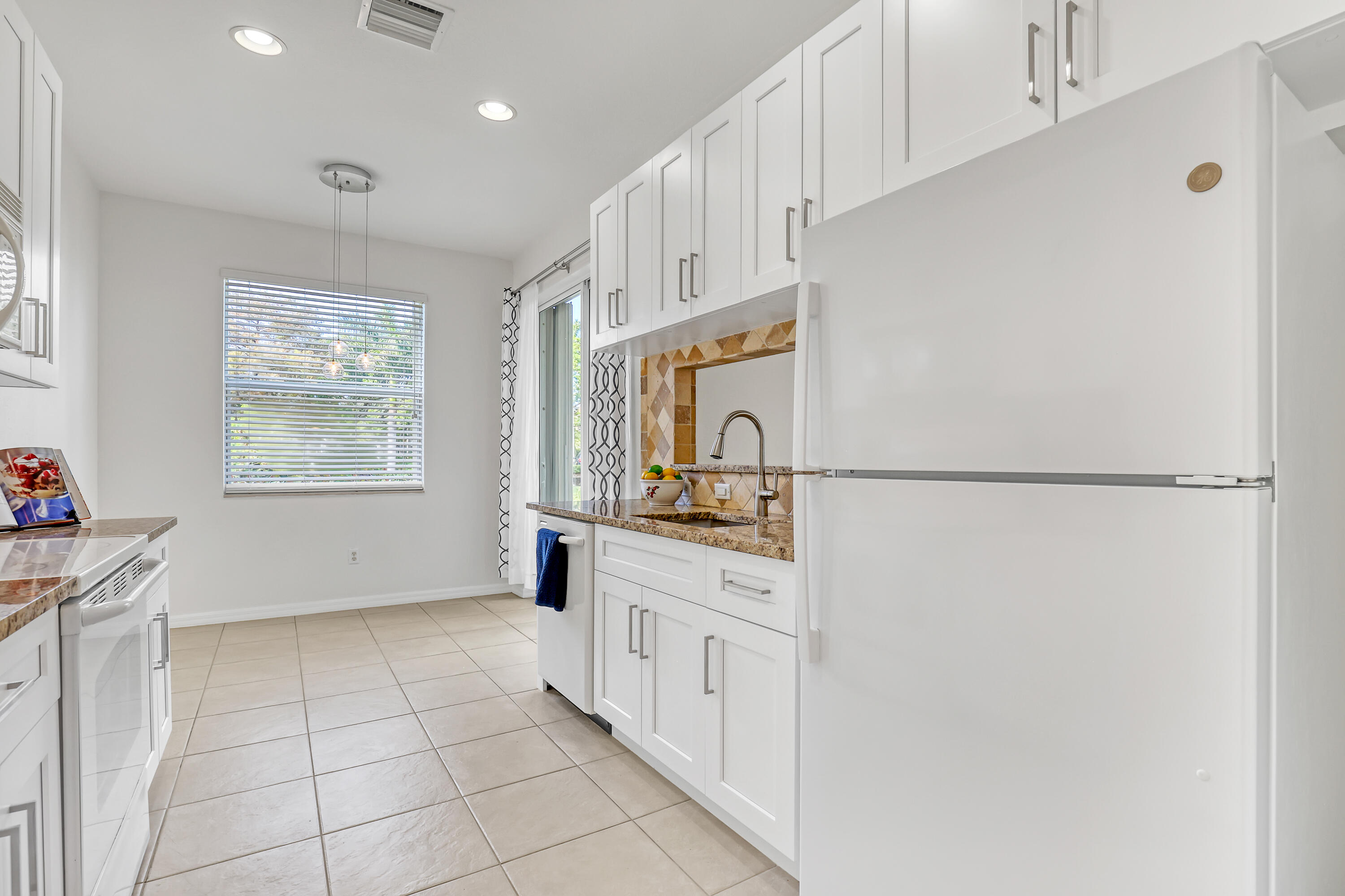 2135 Wingate Bnd Bend