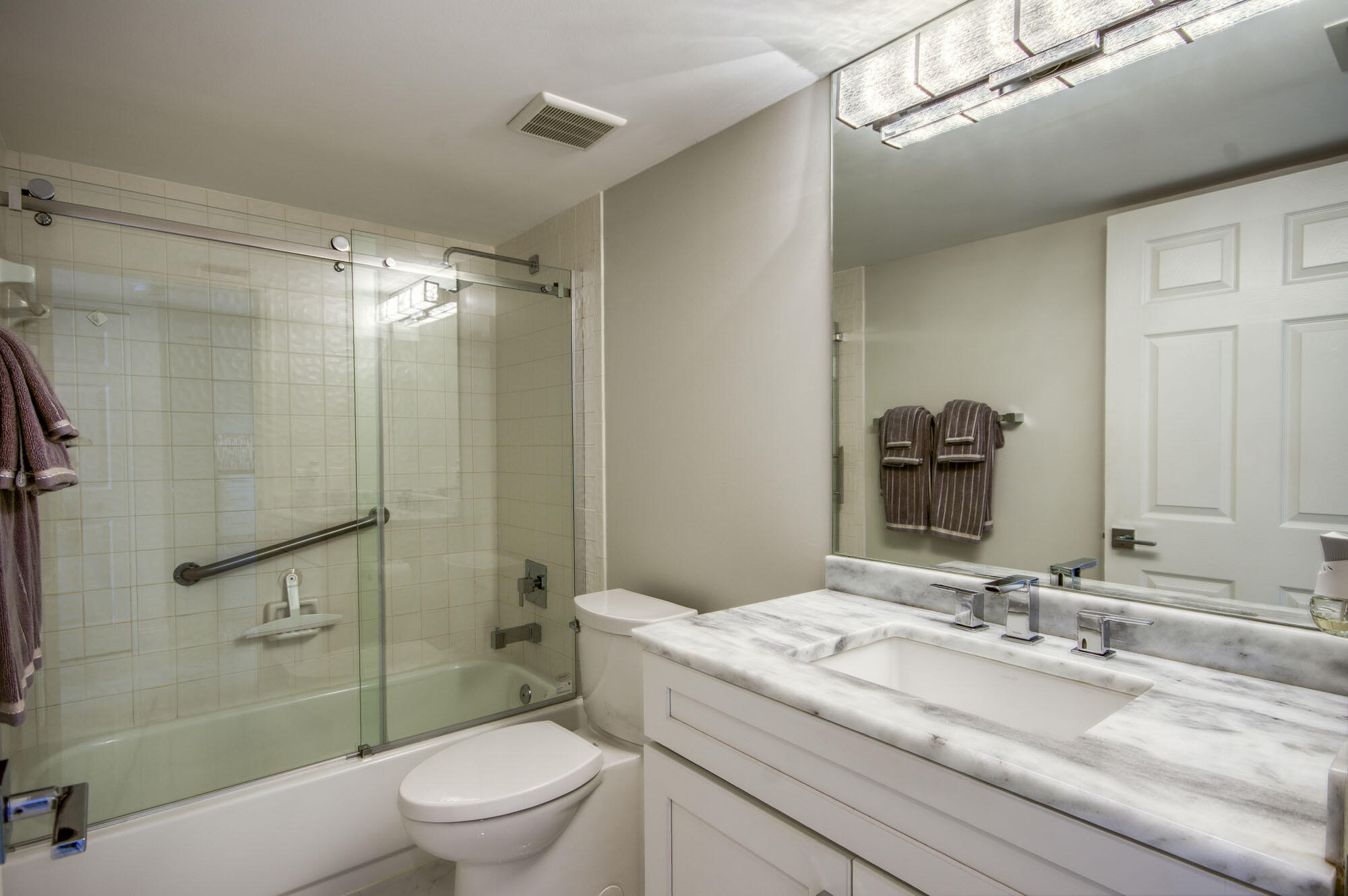 6944 Briarlake Circle 101