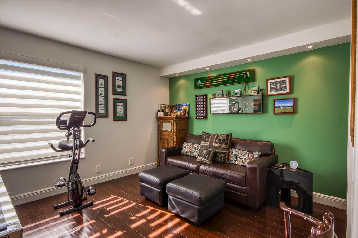 6944 Briarlake Circle 101