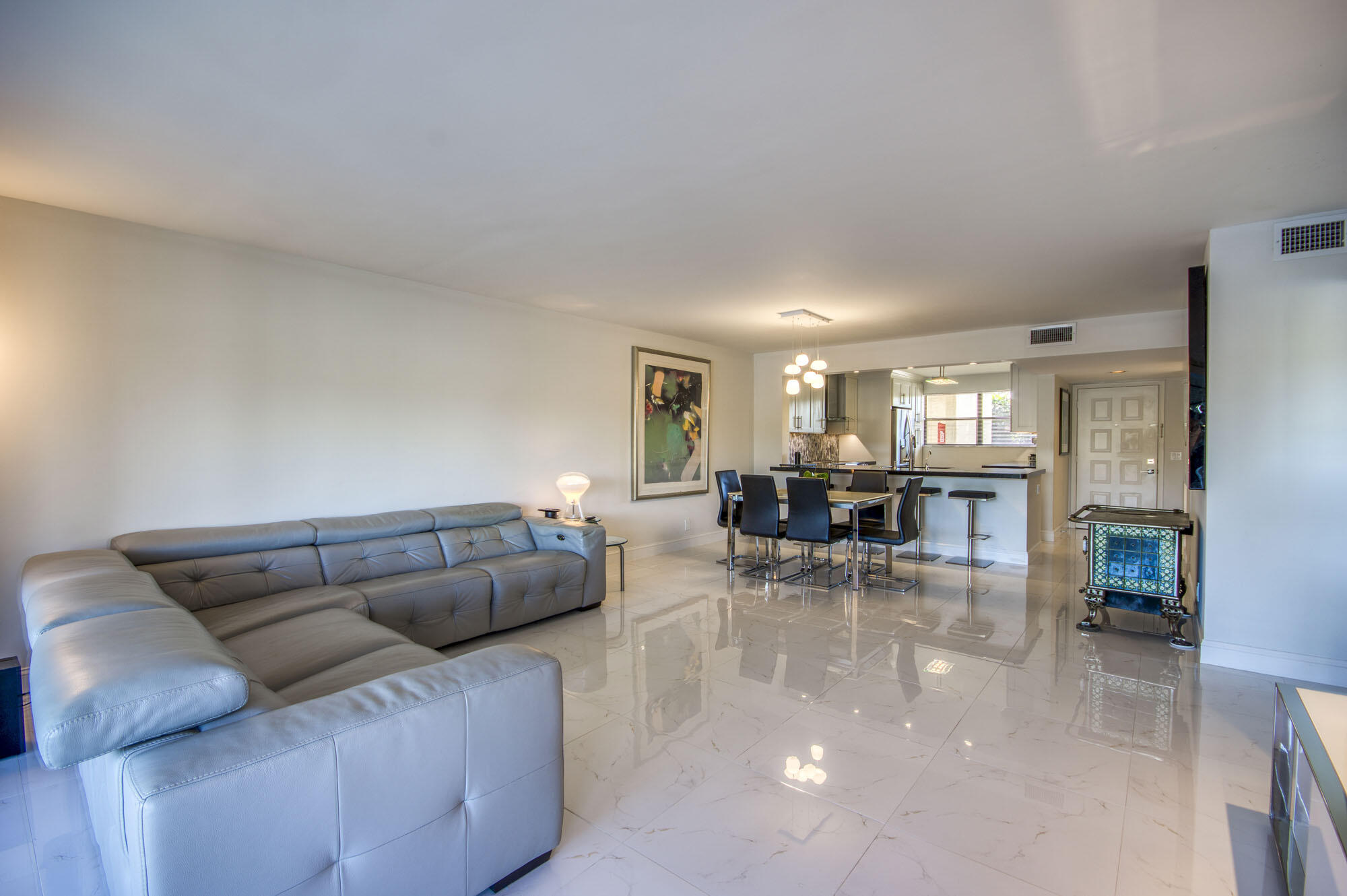 6944 Briarlake Circle 101