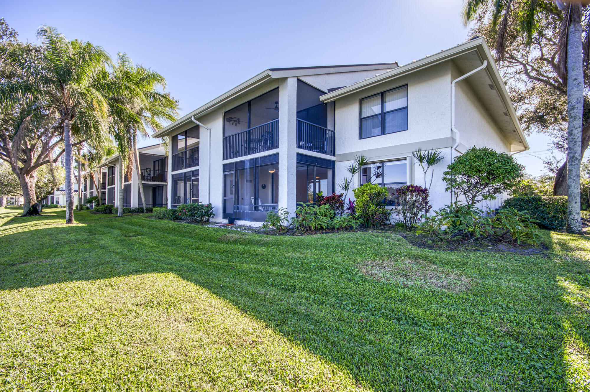 6944 Briarlake Circle 101