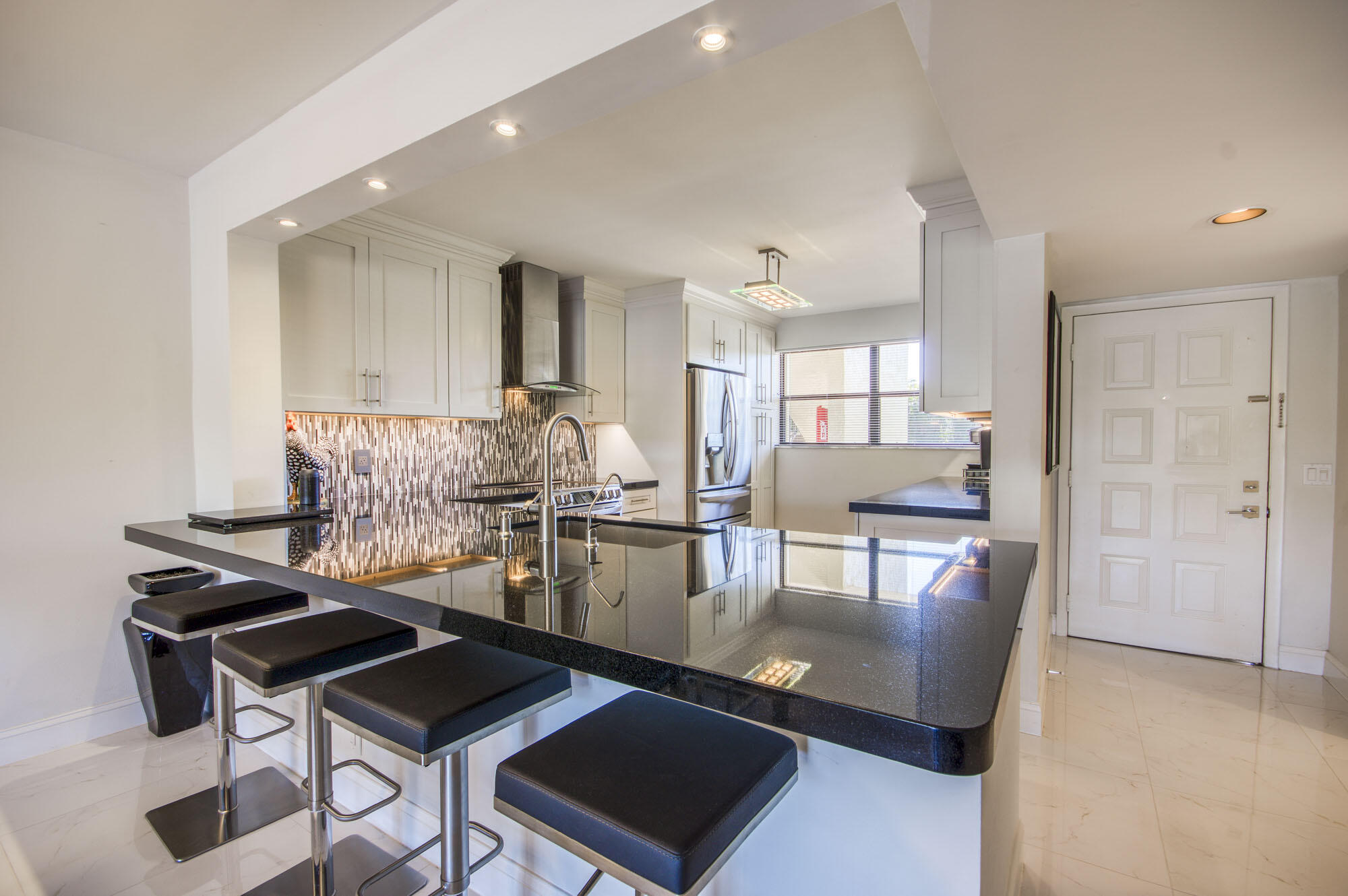 6944 Briarlake Circle 101
