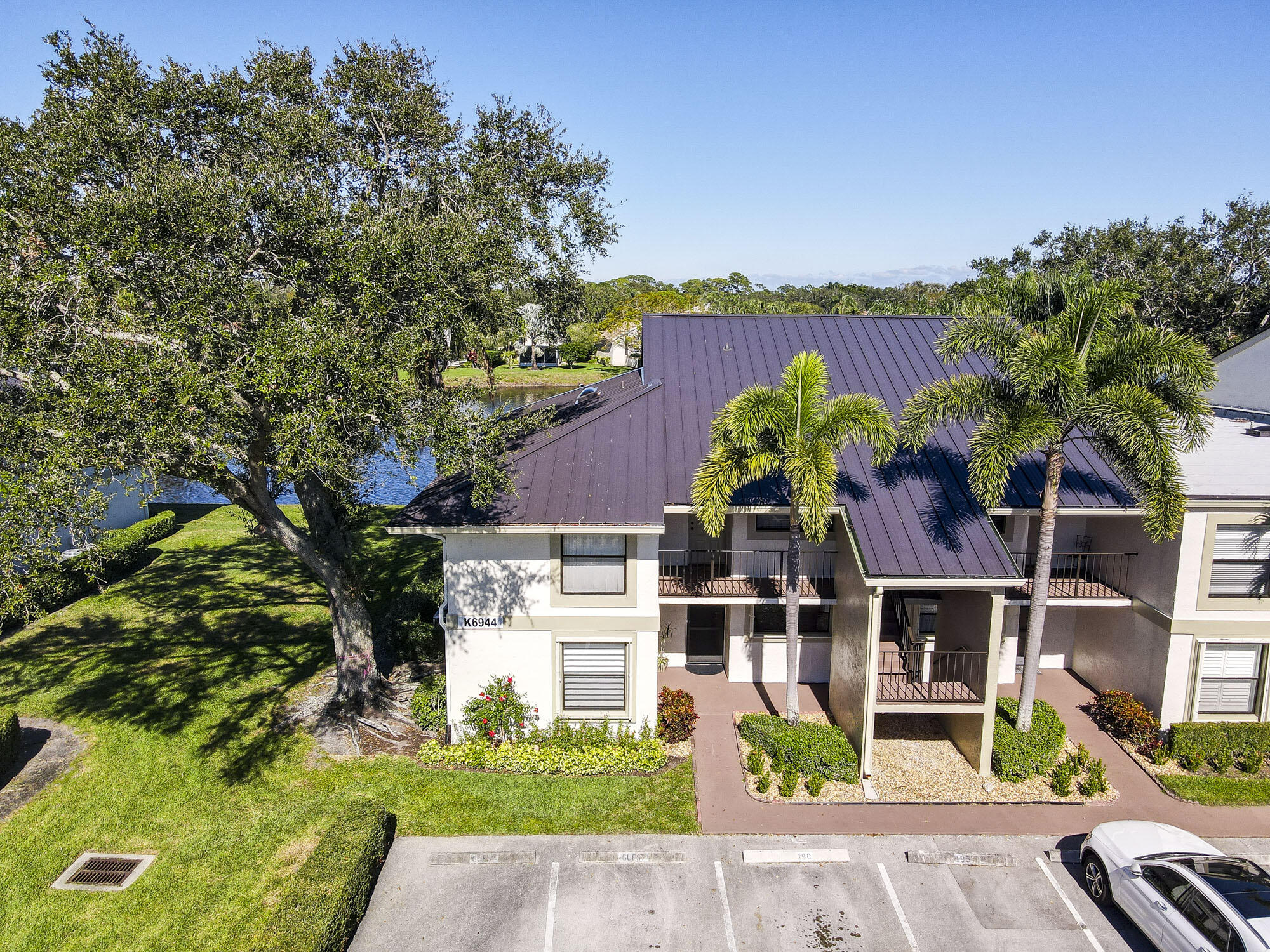 6944 Briarlake Circle 101