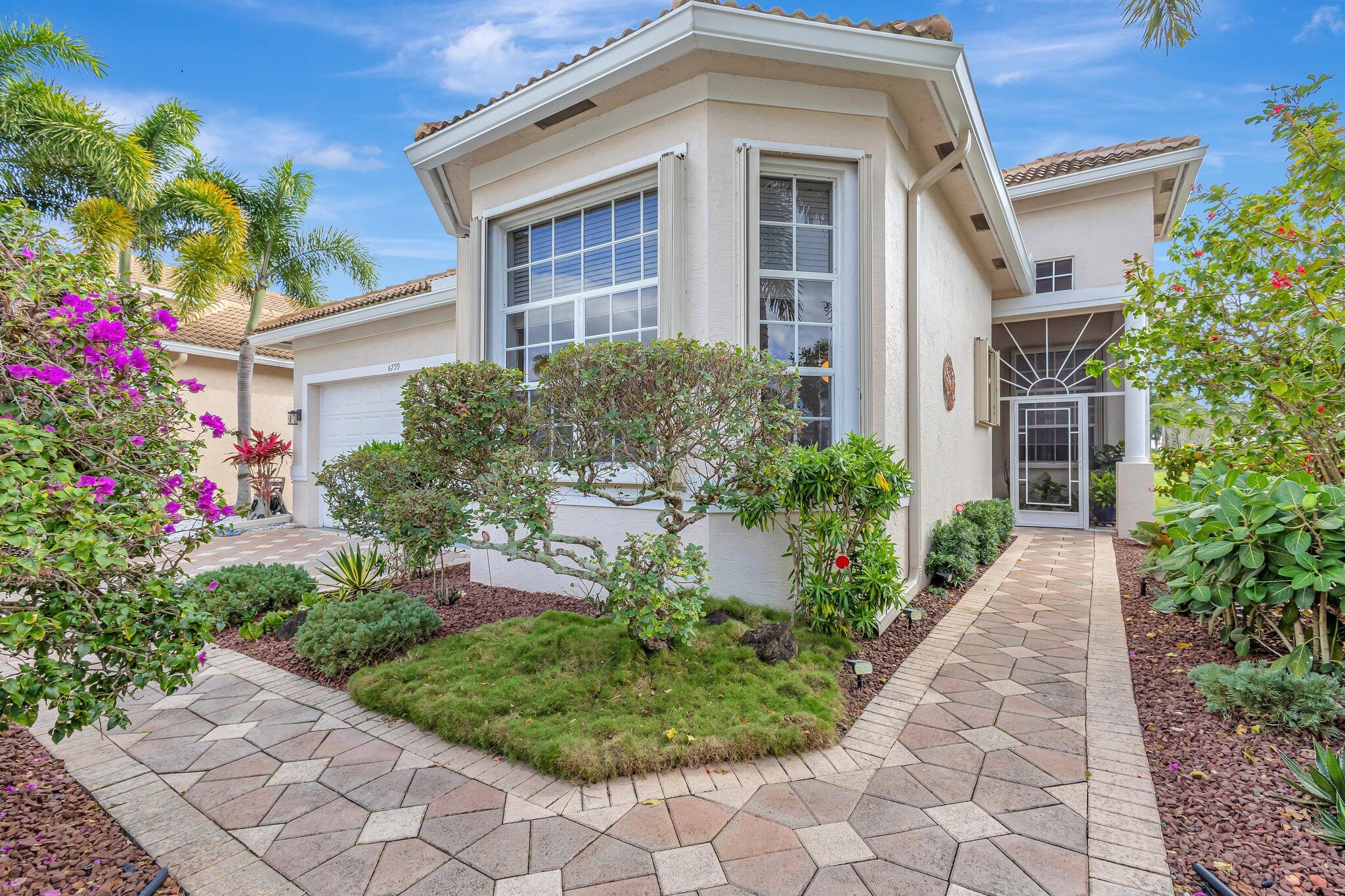 6799 Fairway Lakes Drive