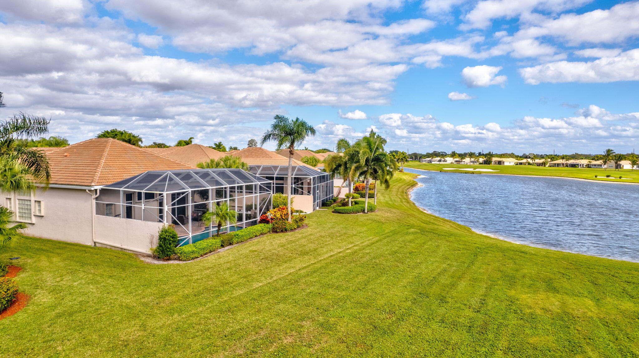 6799 Fairway Lakes Drive