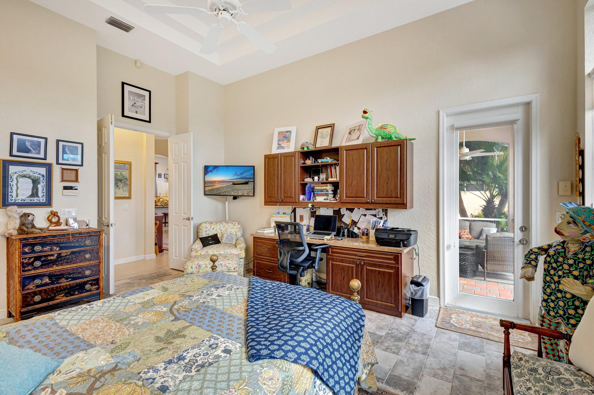 6799 Fairway Lakes Drive