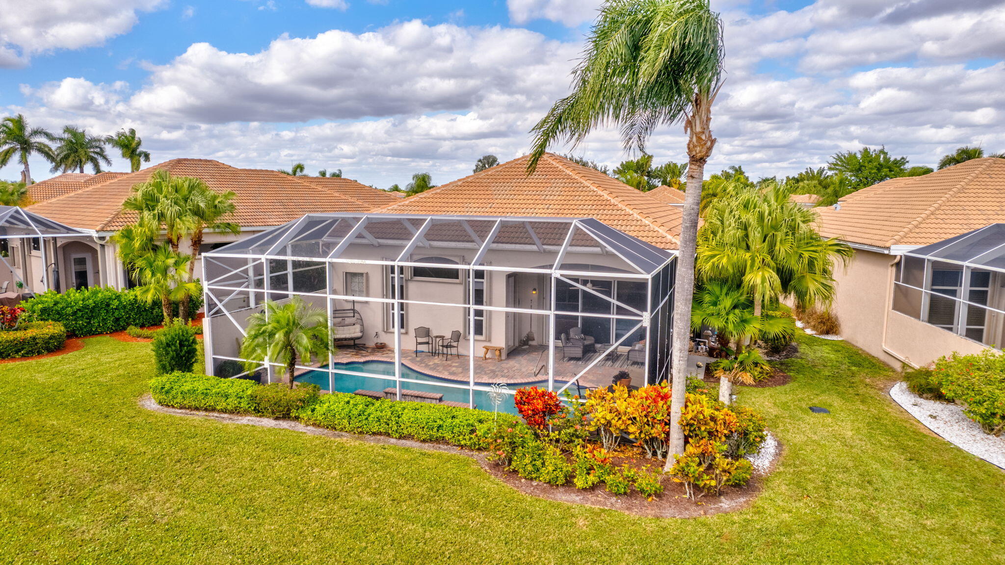 6799 Fairway Lakes Drive