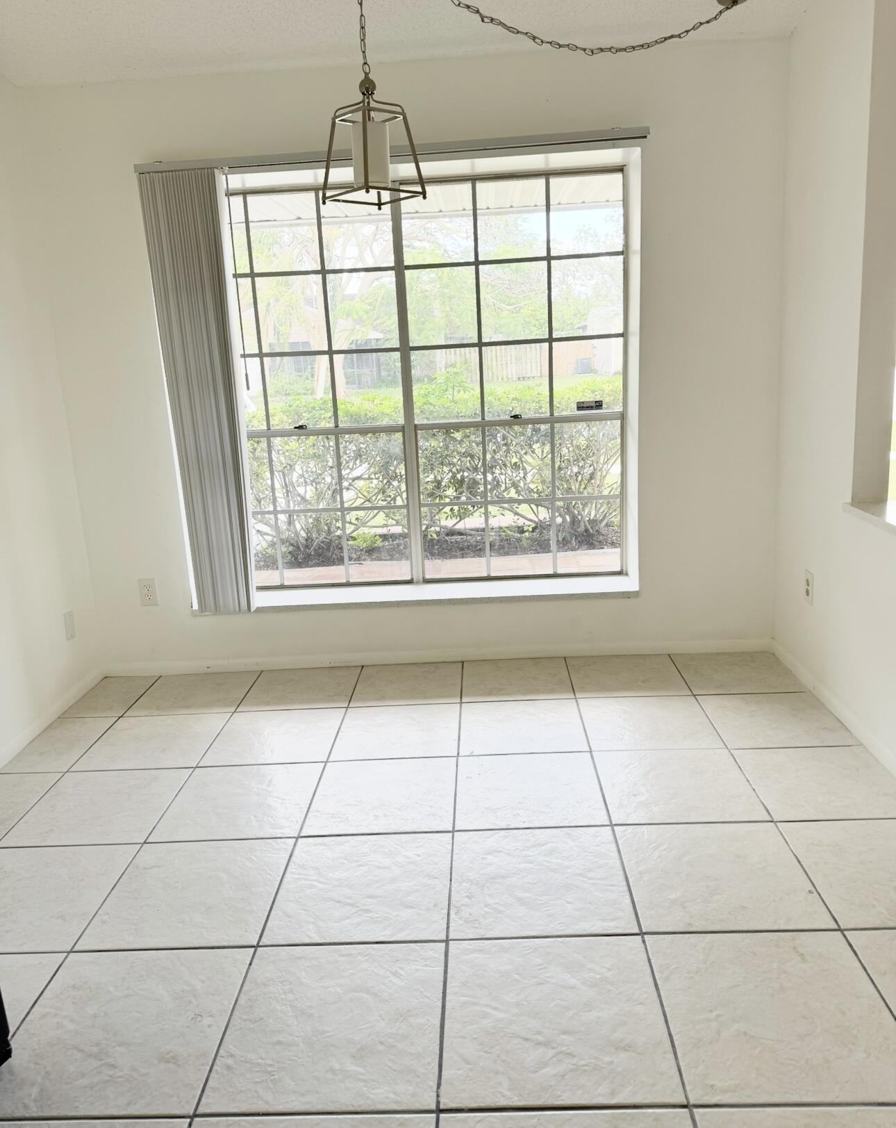 1156 Grandview Circle