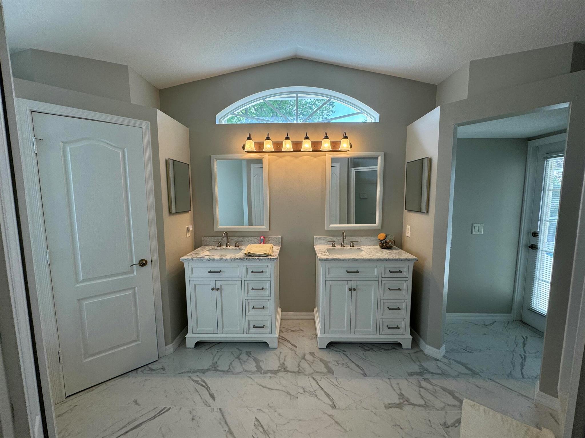 6687 Dickinson Terrace