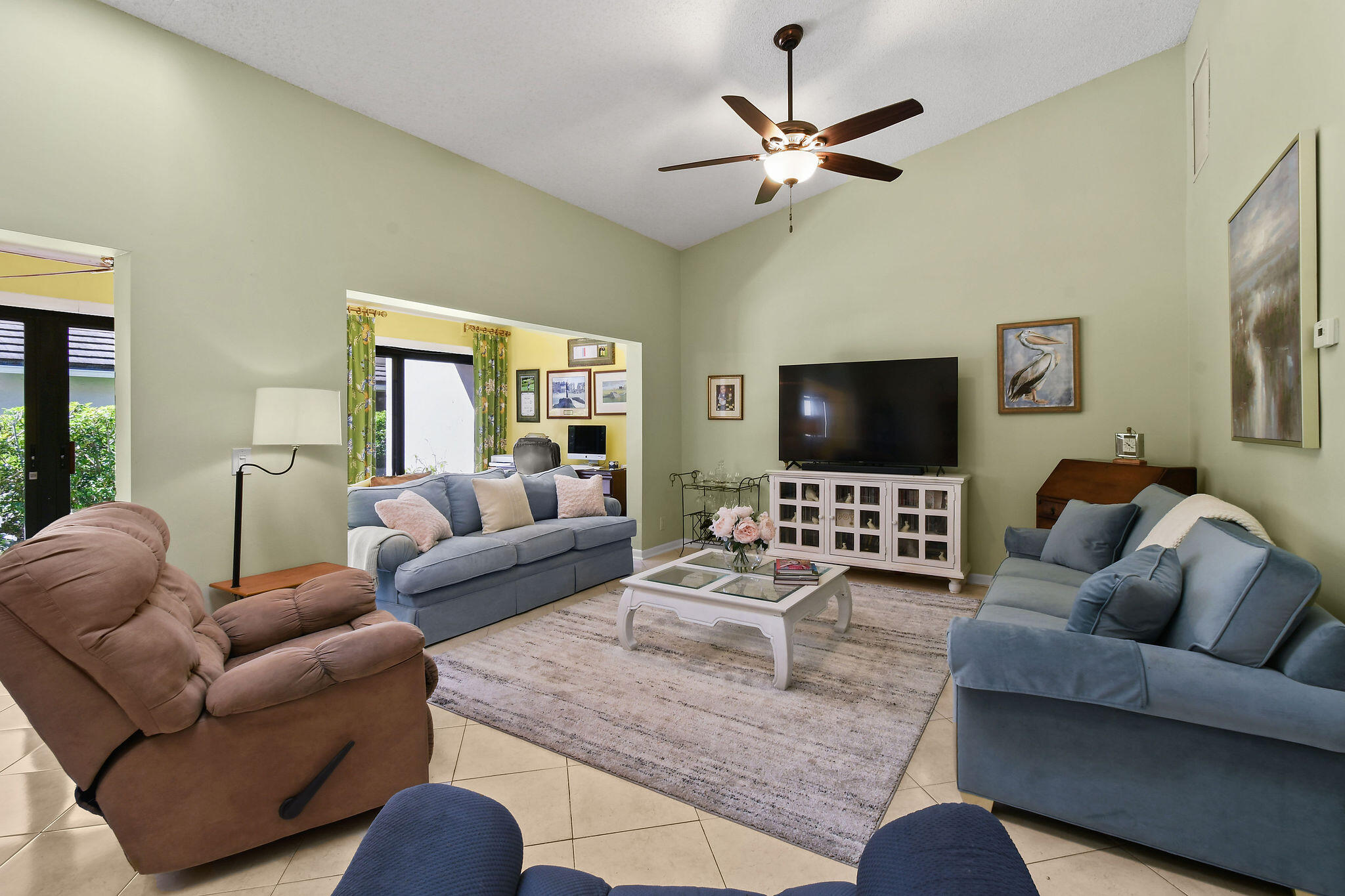 704 Kintyre Terrace