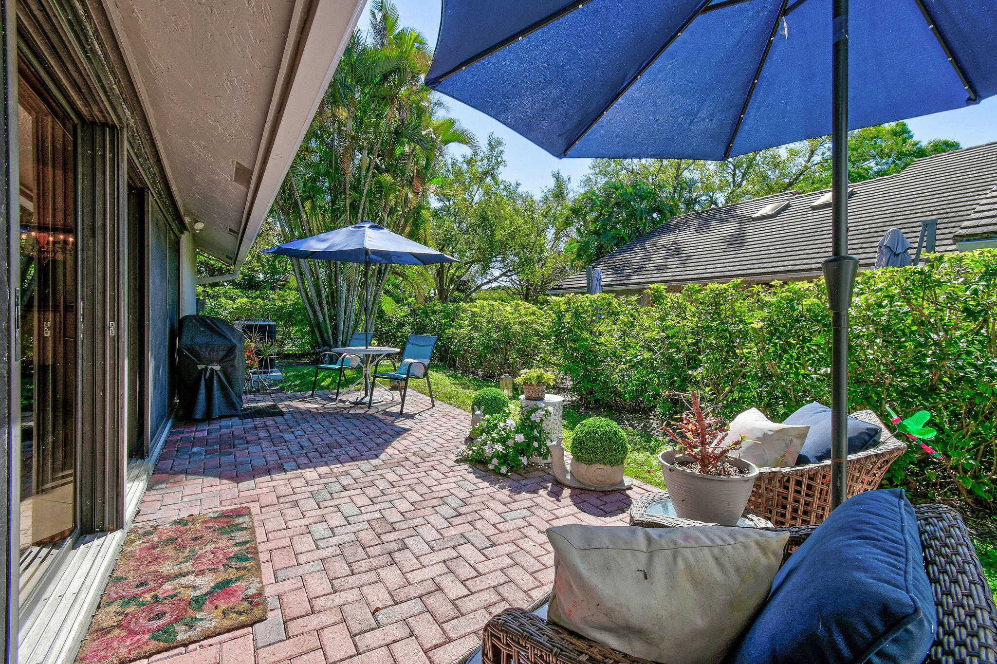 704 Kintyre Terrace