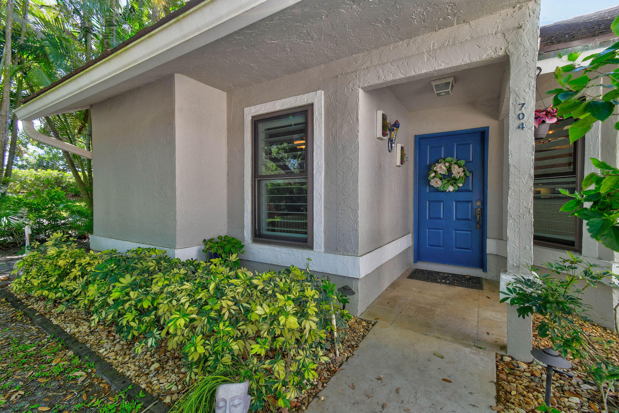 704 Kintyre Terrace