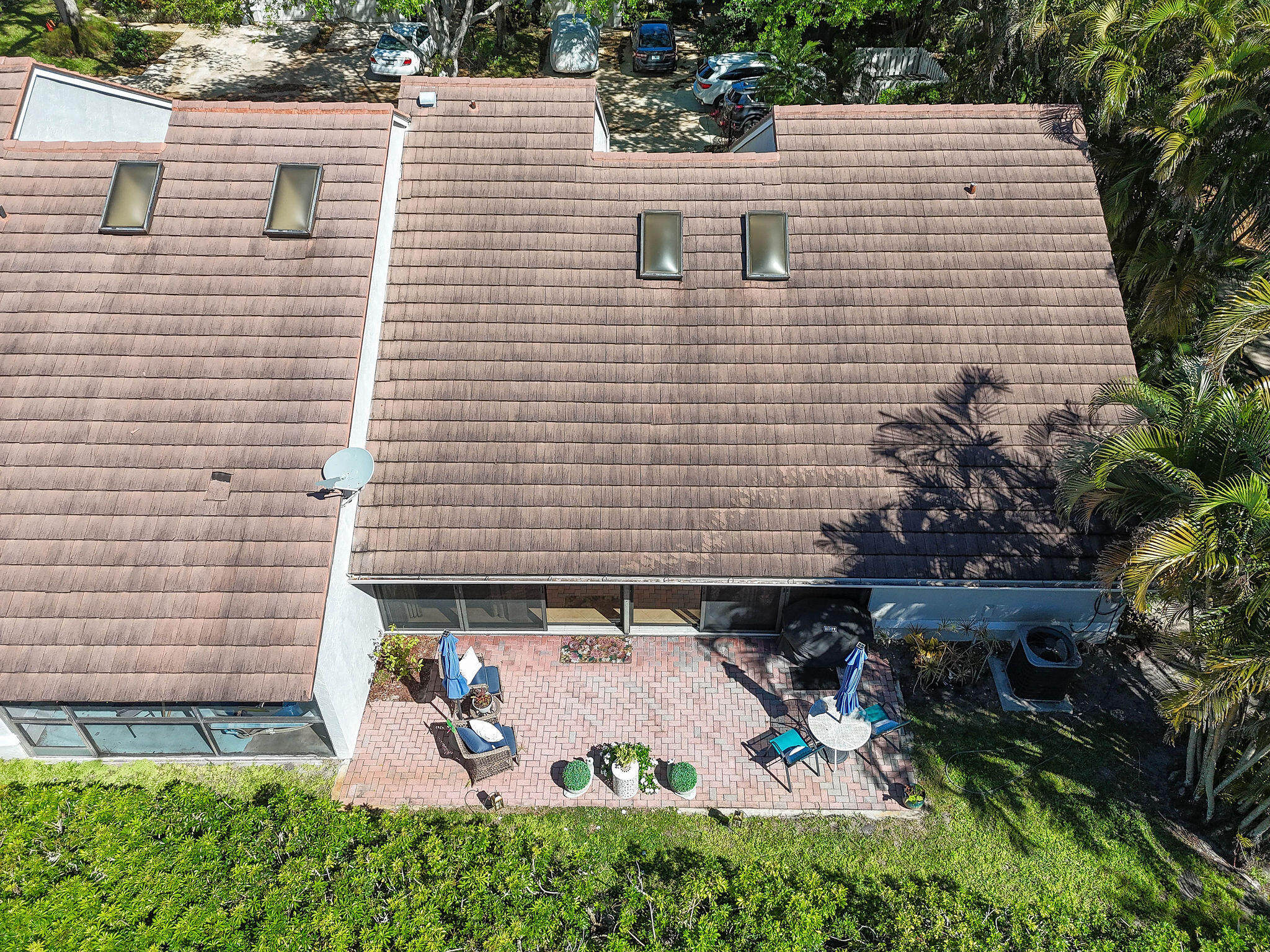 704 Kintyre Terrace