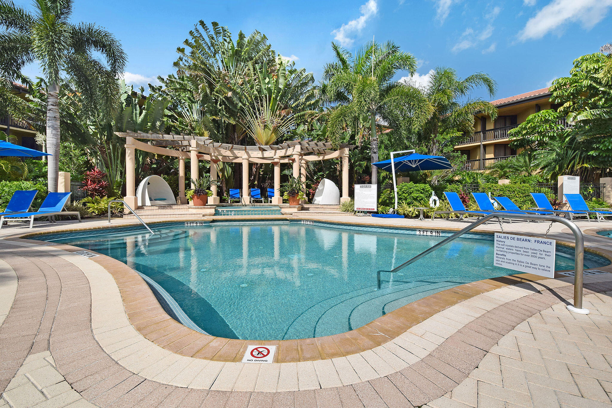 704 Kintyre Terrace