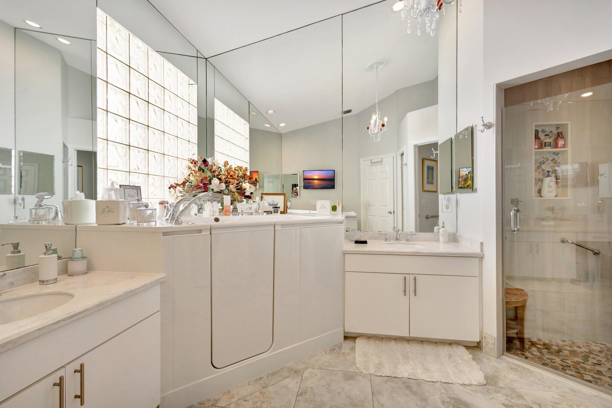 11865 Fountainside Circle