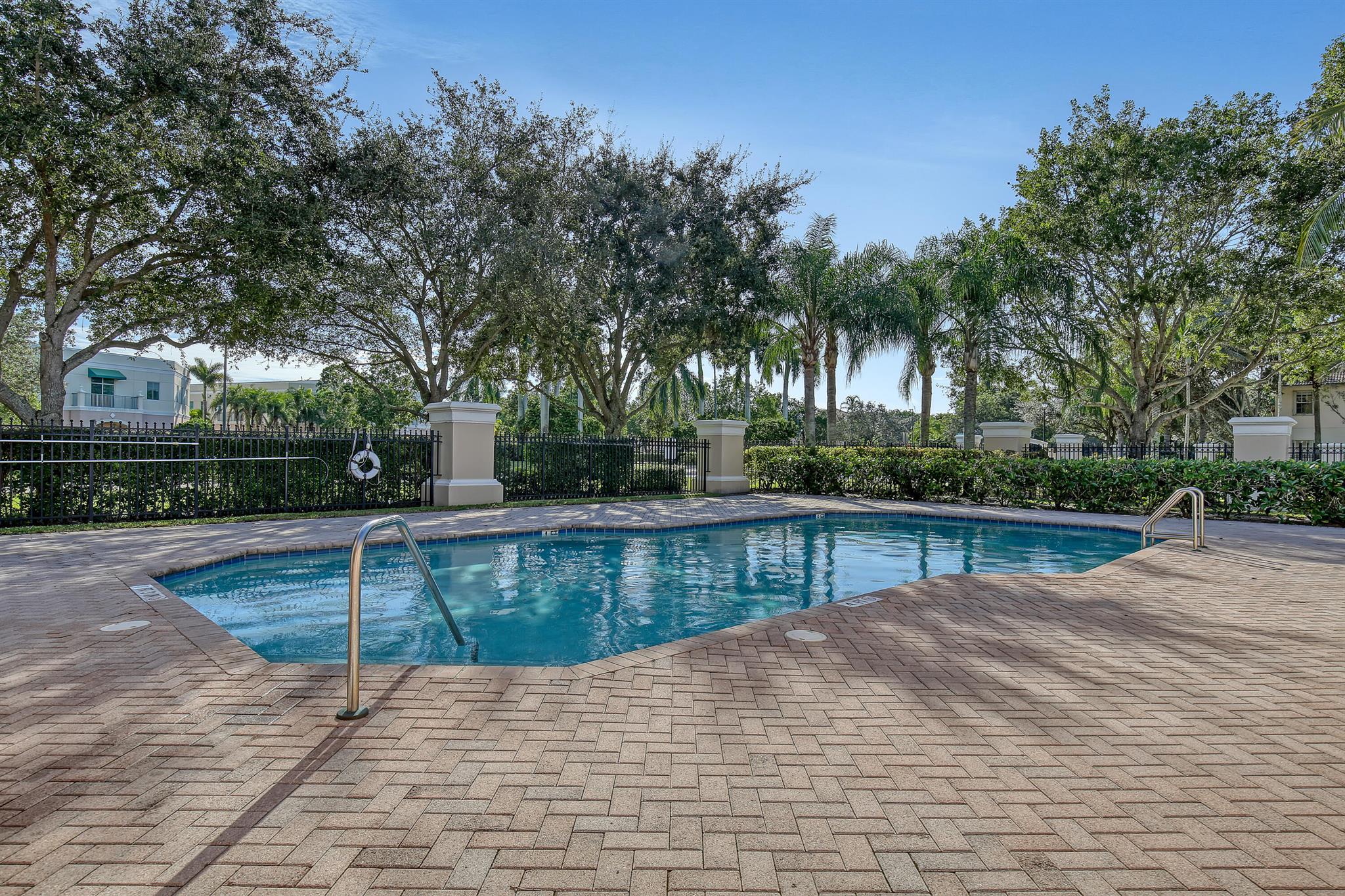2136 Wingate Bend