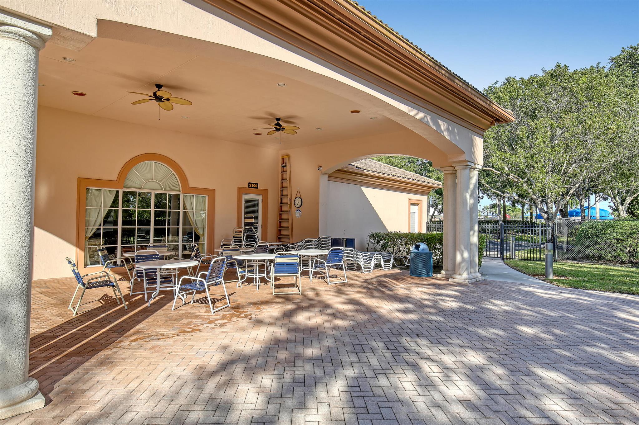 2136 Wingate Bend