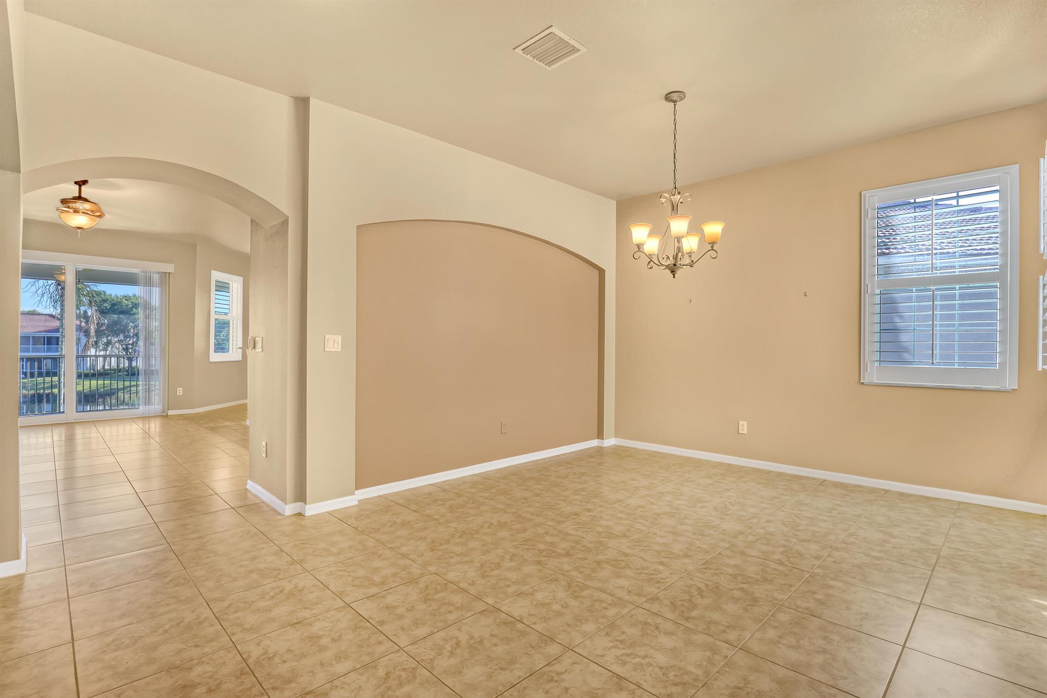 2136 Wingate Bend