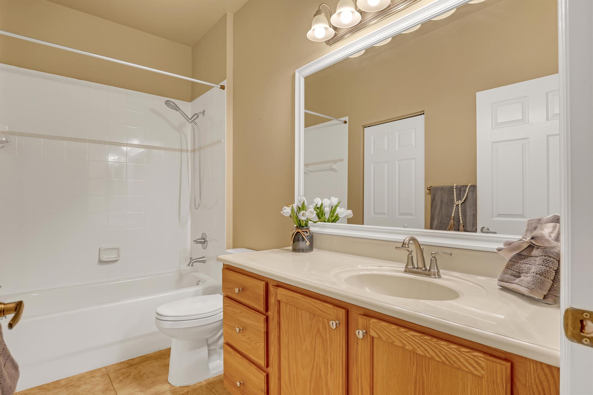 2136 Wingate Bend