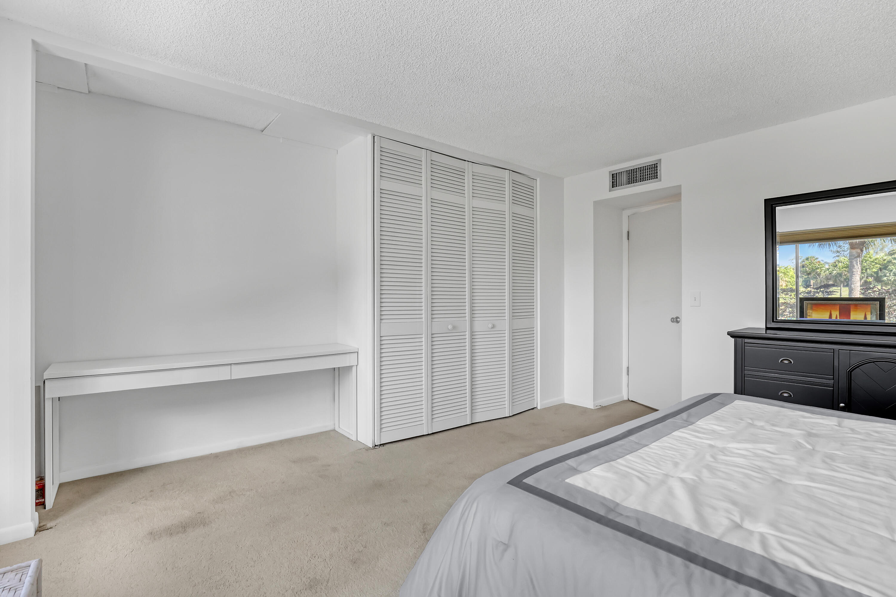4797 Esedra Court