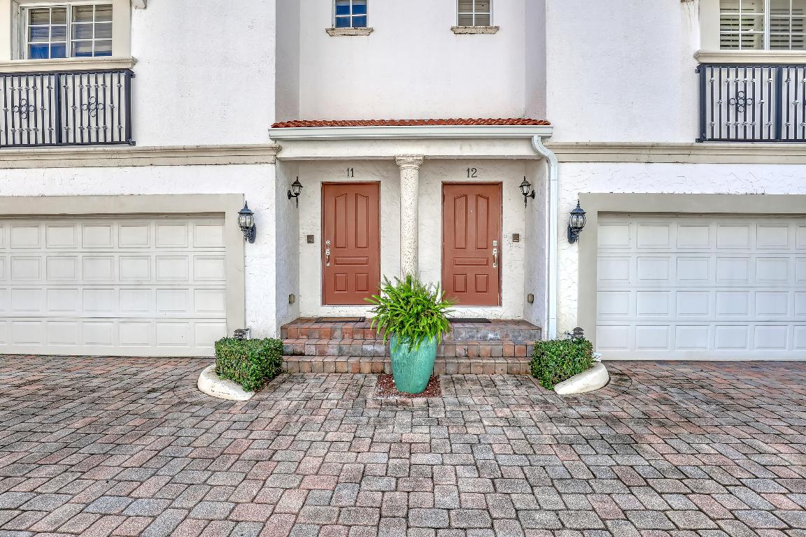 1950 Presidential Way 12