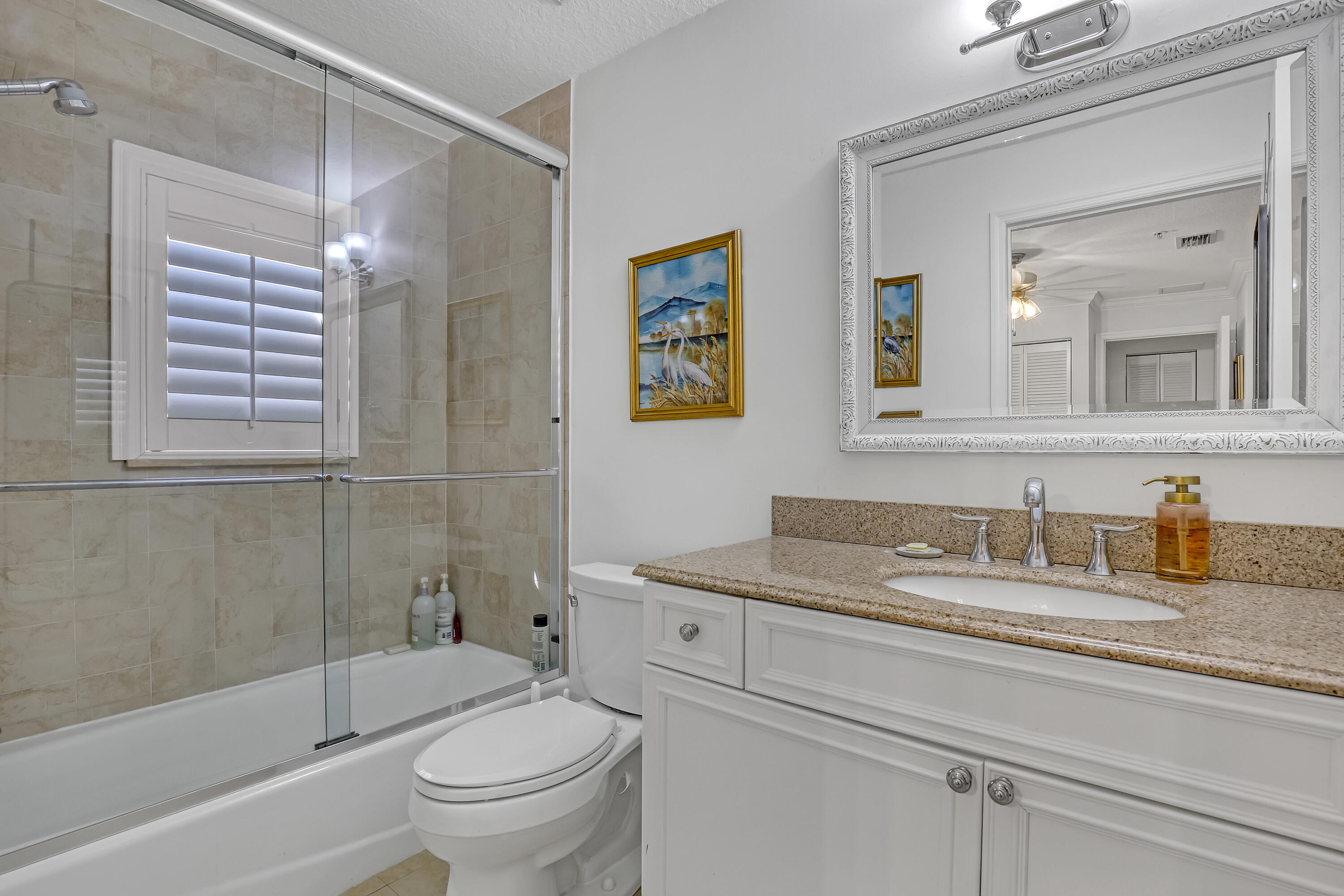 1950 Presidential Way 12