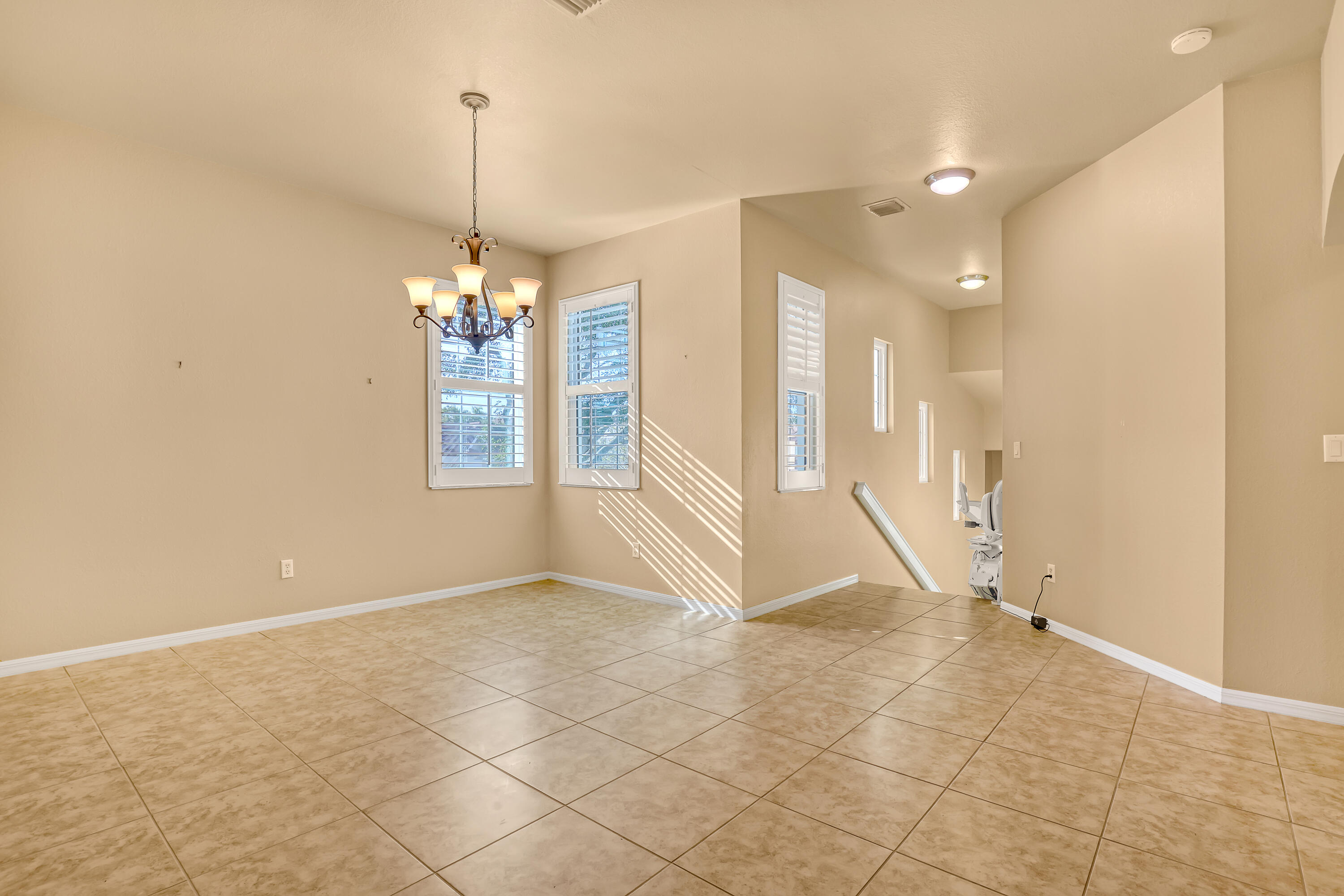 2136 Wingate Bend