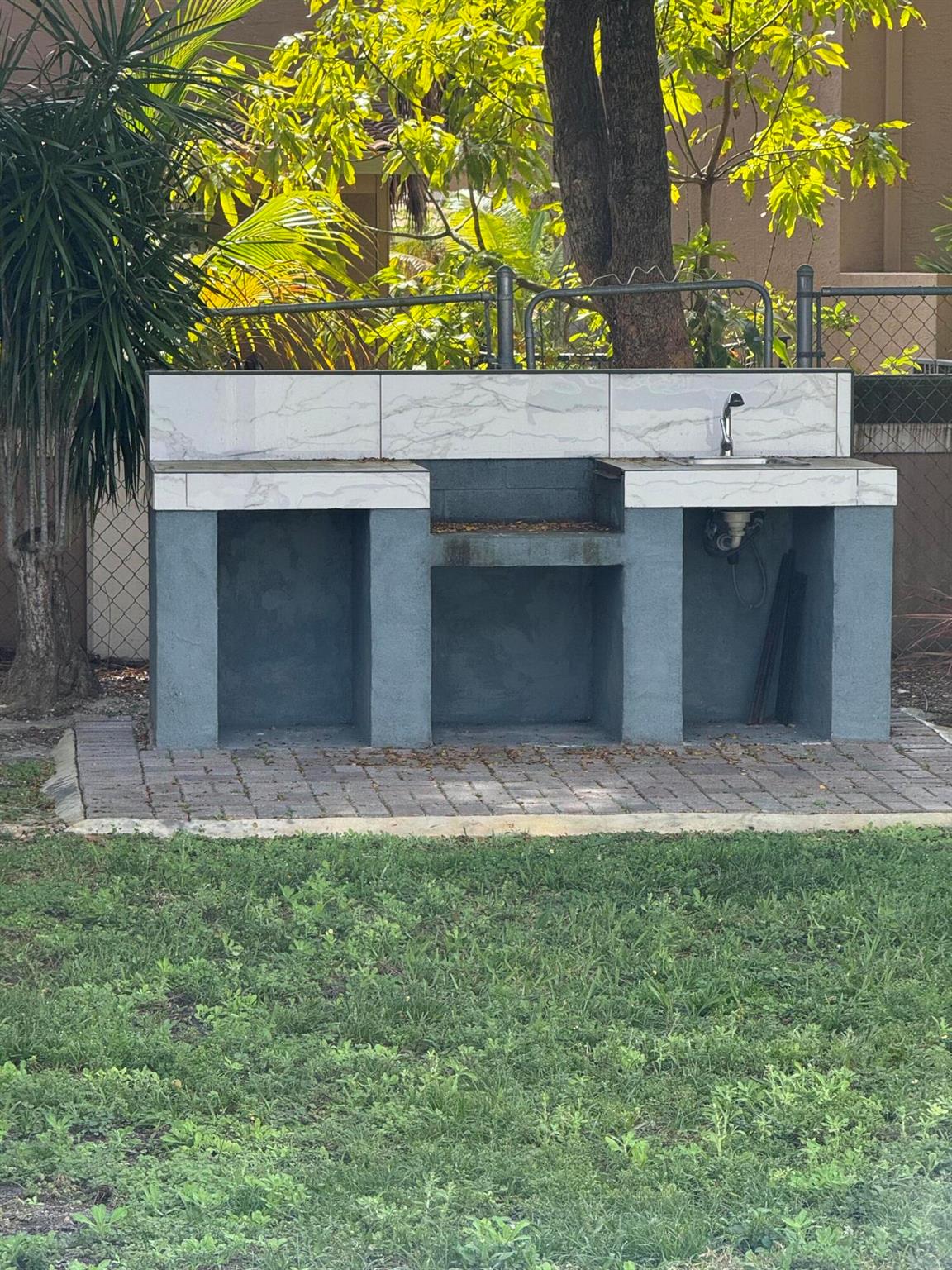 1156 Grandview Circle