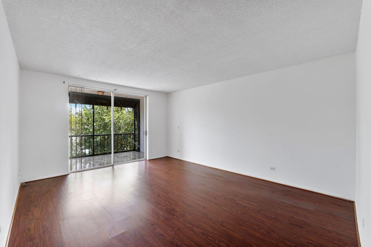 3720 Inverrary Drive 3-D, Lauderhill Unit: 3-D