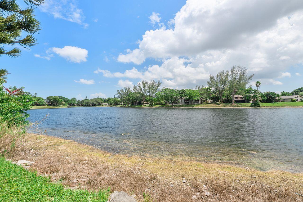 3720 Inverrary Drive 3-D, Lauderhill Unit: 3-D