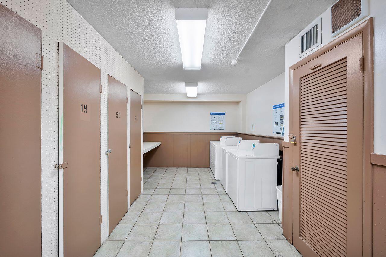 3720 Inverrary Drive 3-D, Lauderhill Unit: 3-D