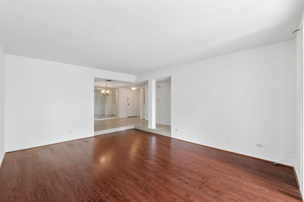 3720 Inverrary Drive 3-D, Lauderhill Unit: 3-D