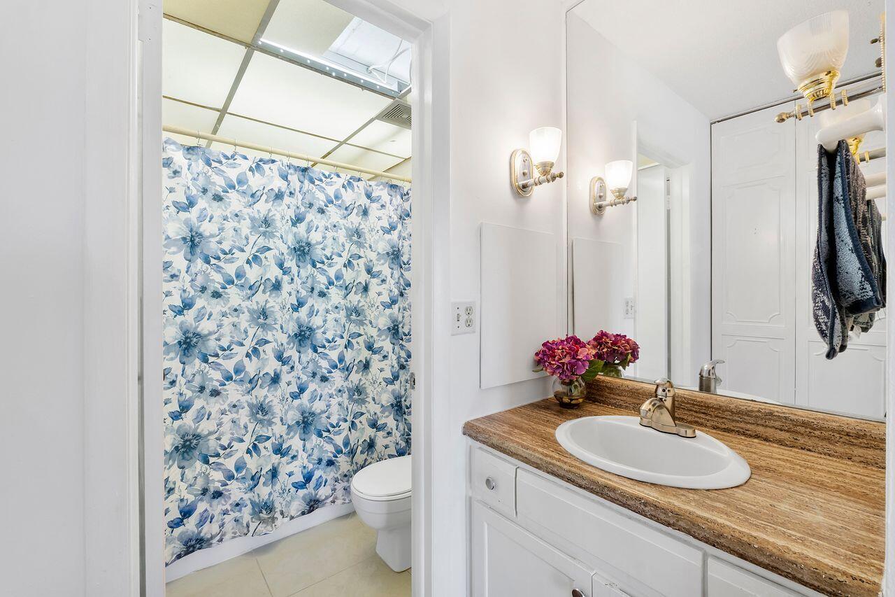 3720 Inverrary Drive 3-D, Lauderhill Unit: 3-D