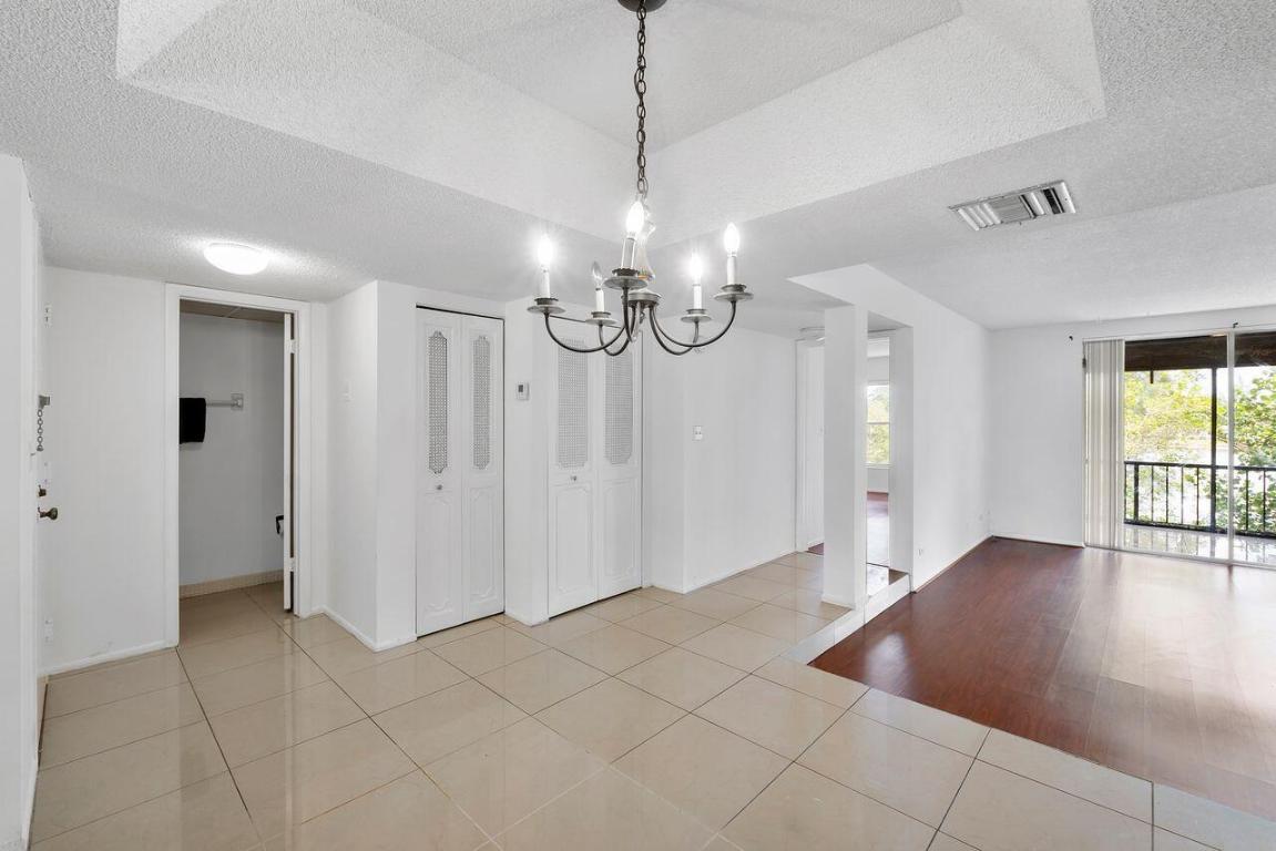 3720 Inverrary Drive 3-D, Lauderhill Unit: 3-D
