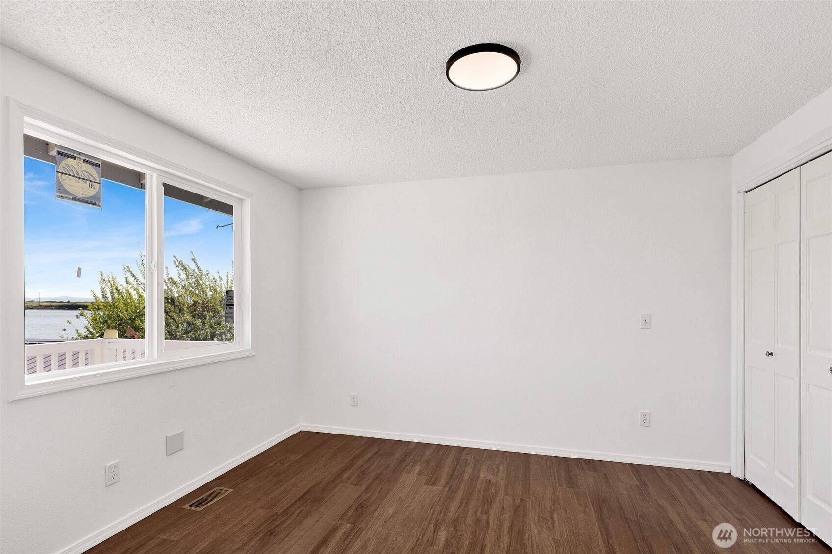 11586 Scott Road